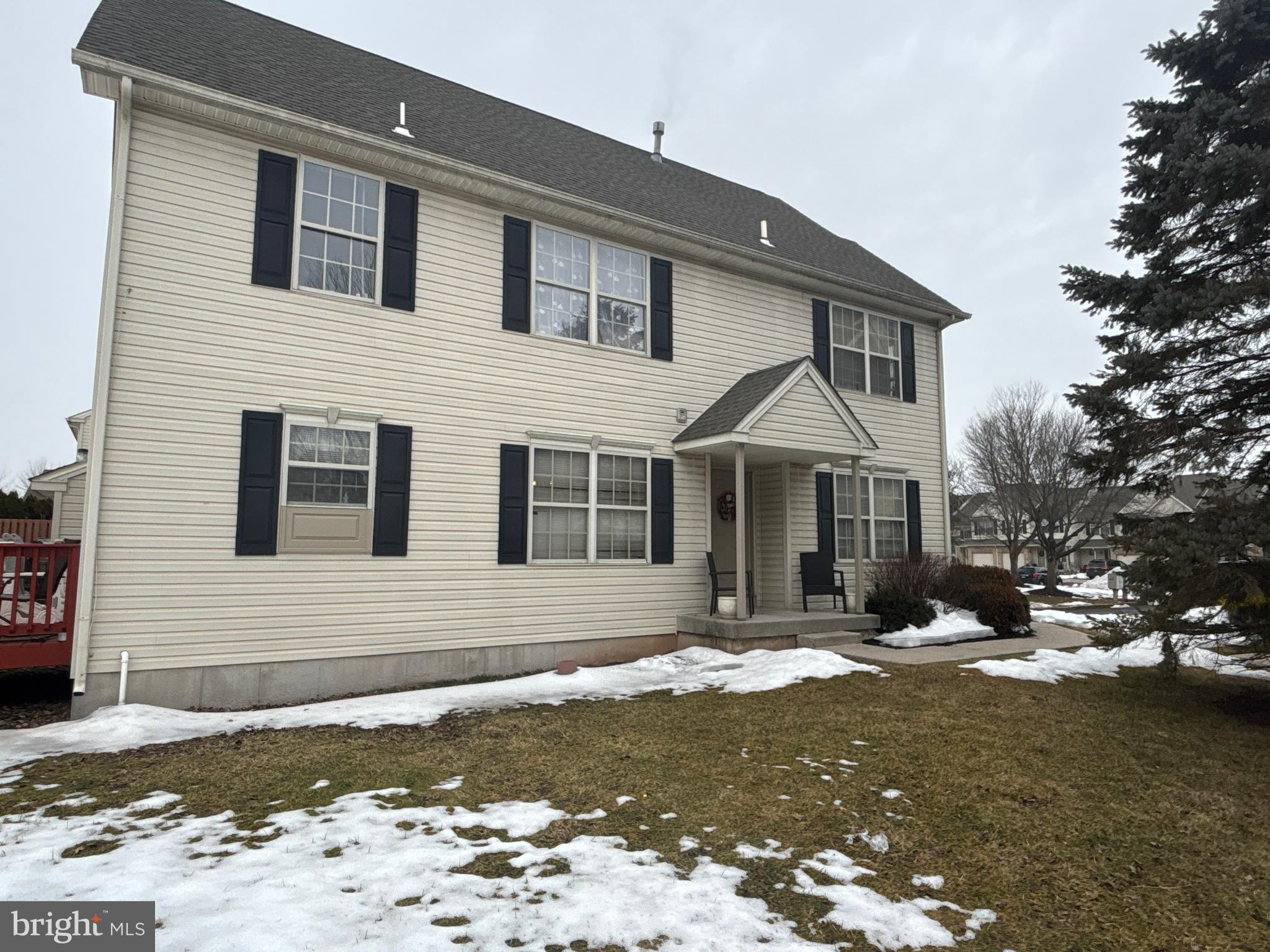 WATERFORD GREENE - Residential