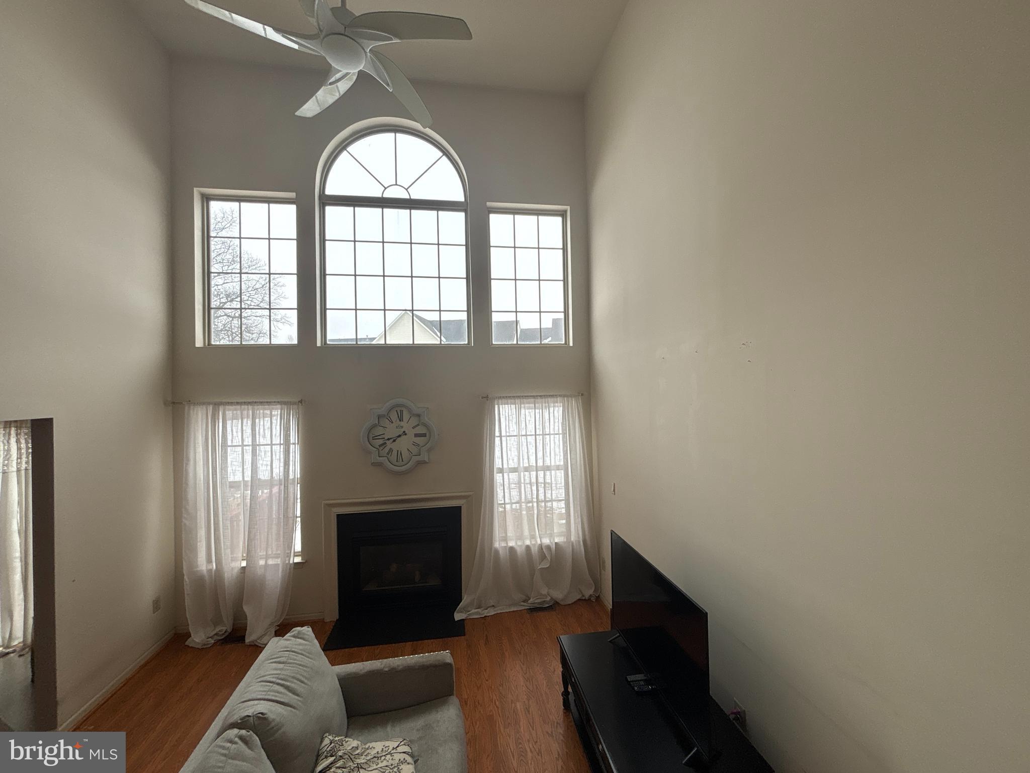 WATERFORD GREENE - Residential