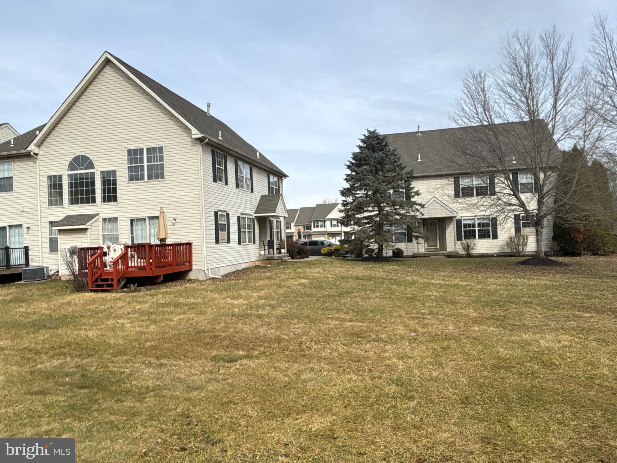 WATERFORD GREENE - Residential