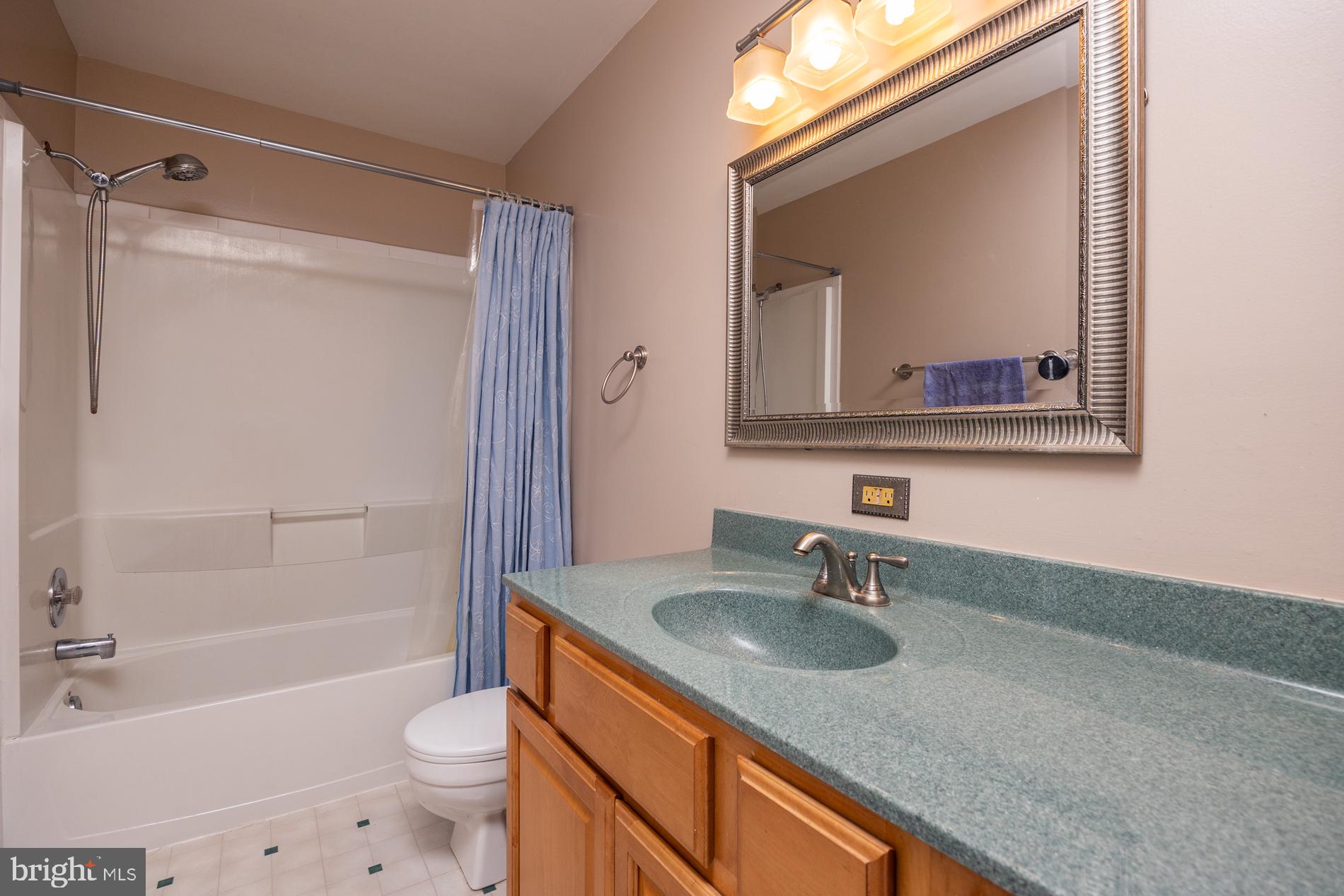 FRANKLIN GLEN - Residential