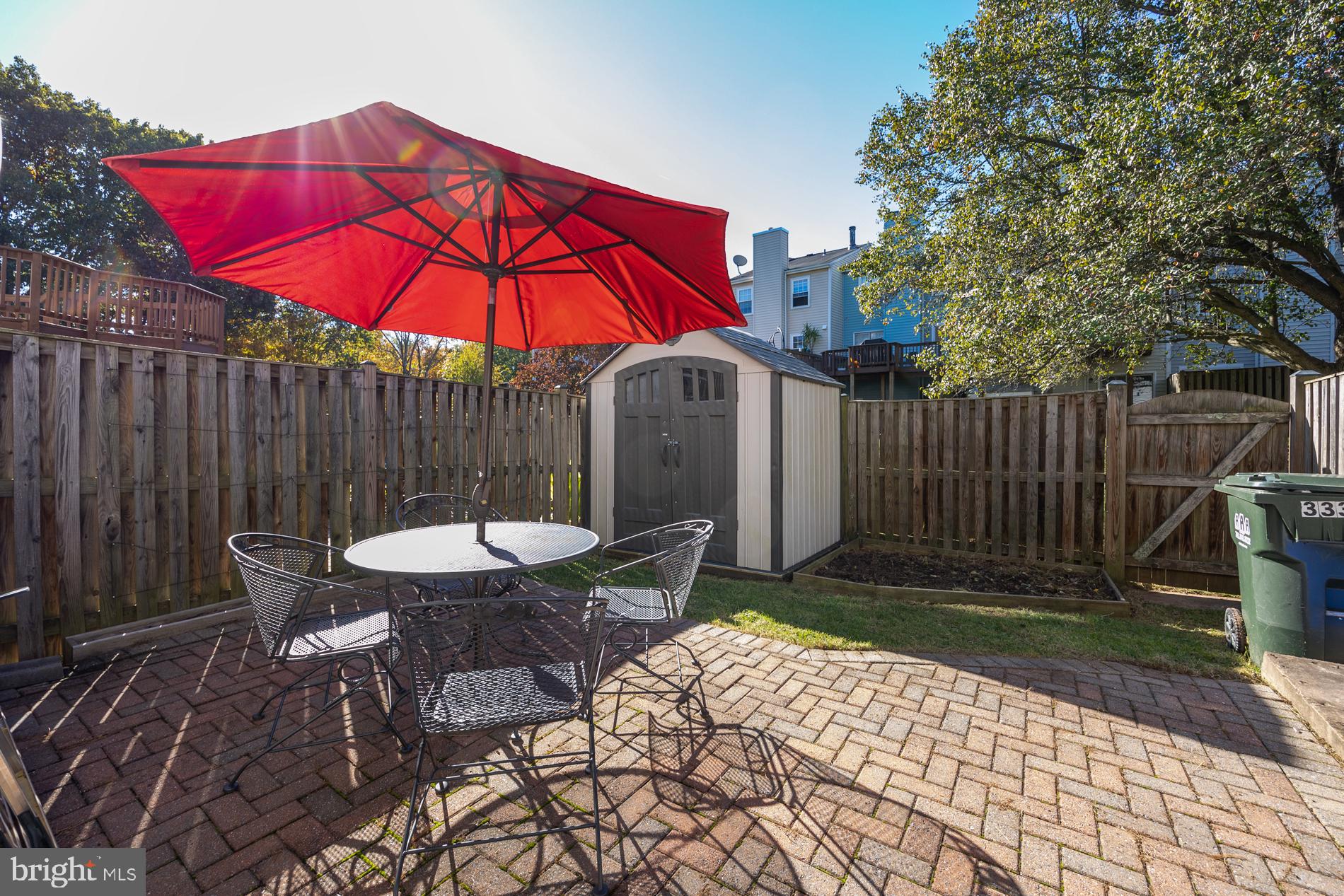 FRANKLIN GLEN - Residential