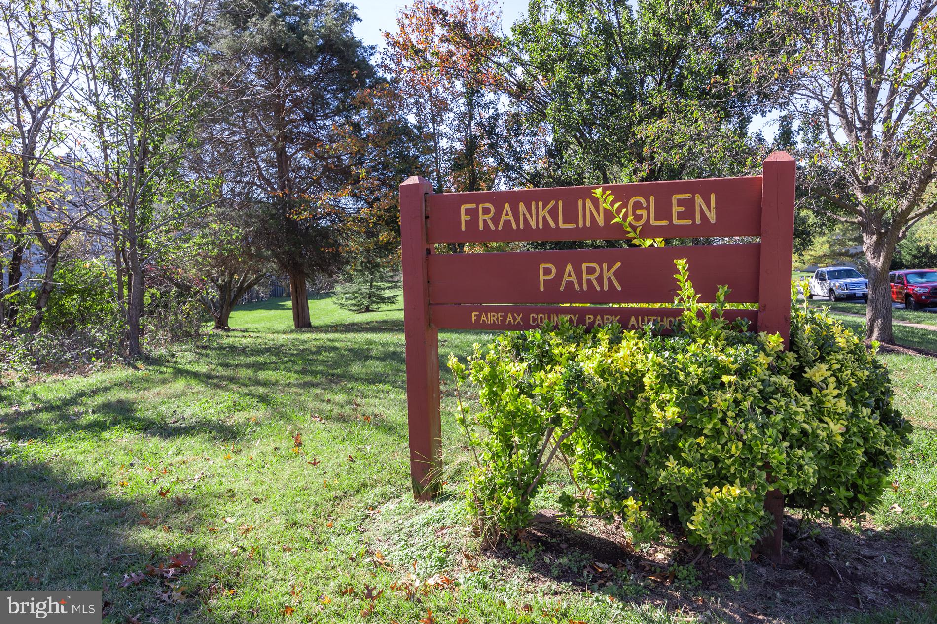 FRANKLIN GLEN - Residential