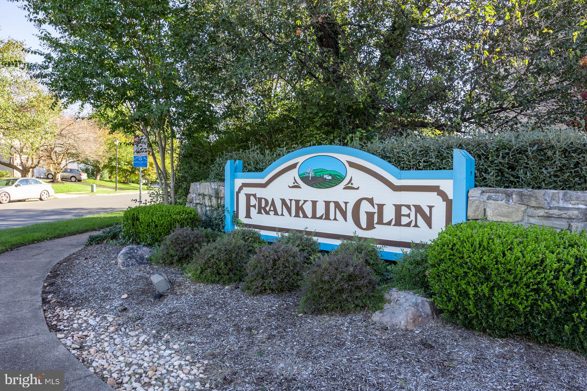 FRANKLIN GLEN - Residential