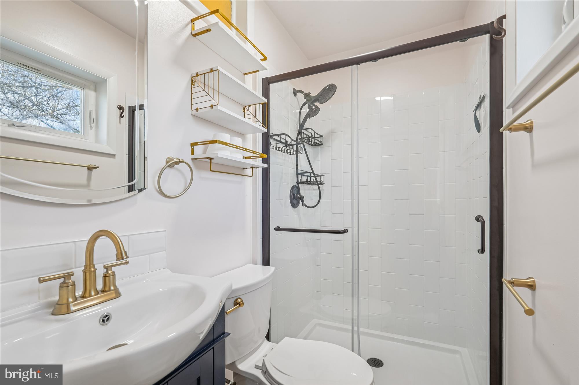 SPRINGBROOK MANOR - Residential