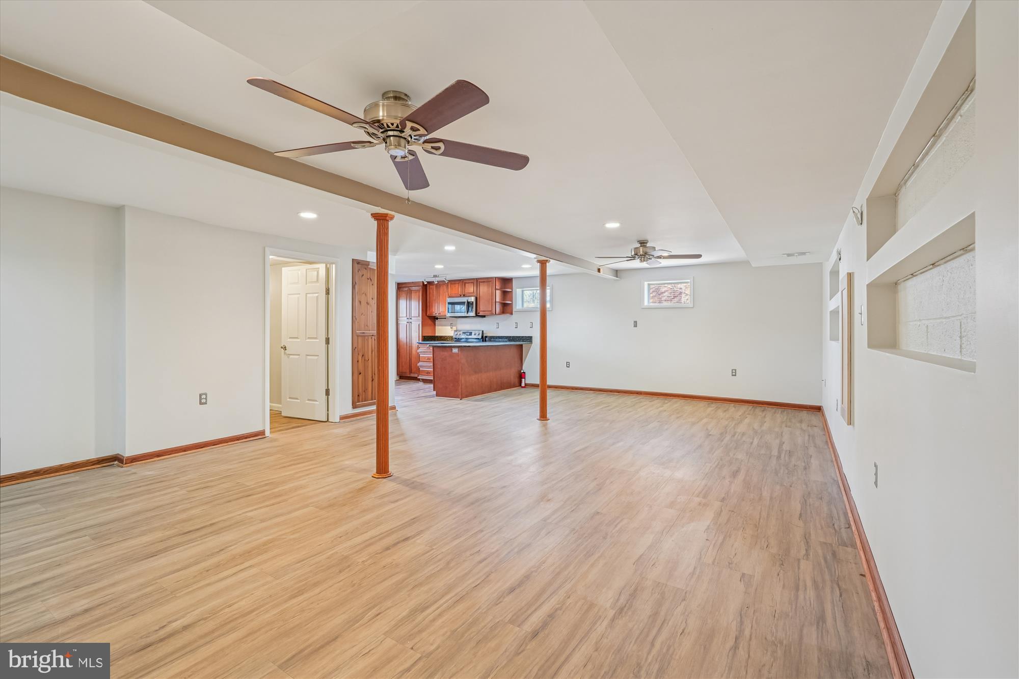 SPRINGBROOK MANOR - Residential