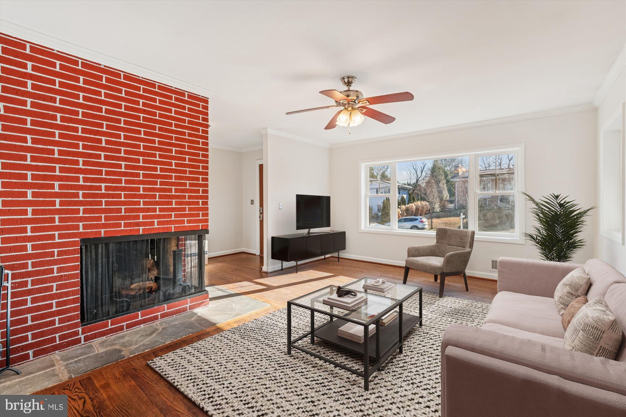 SPRINGBROOK MANOR - Residential