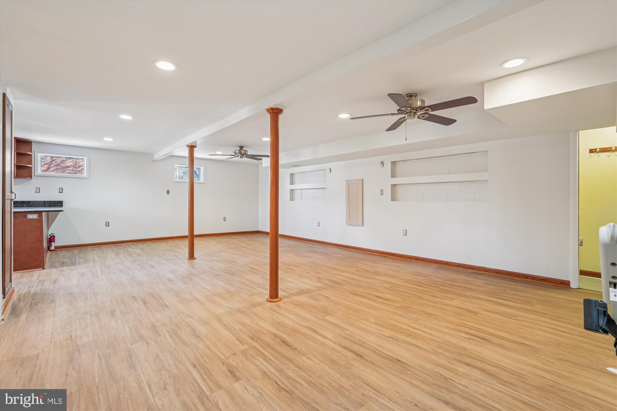 SPRINGBROOK MANOR - Residential