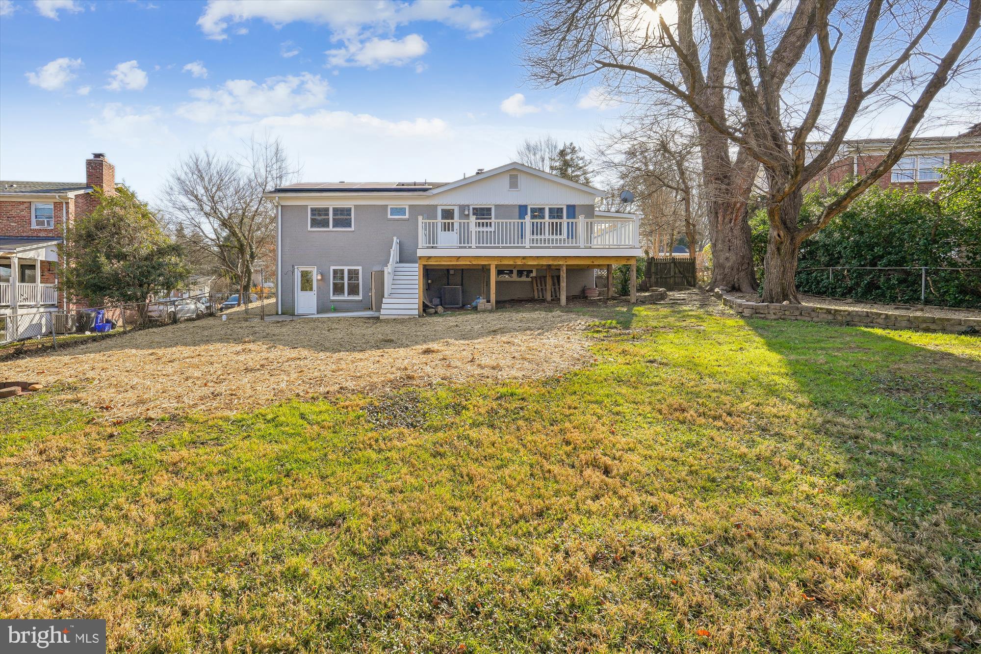 SPRINGBROOK MANOR - Residential