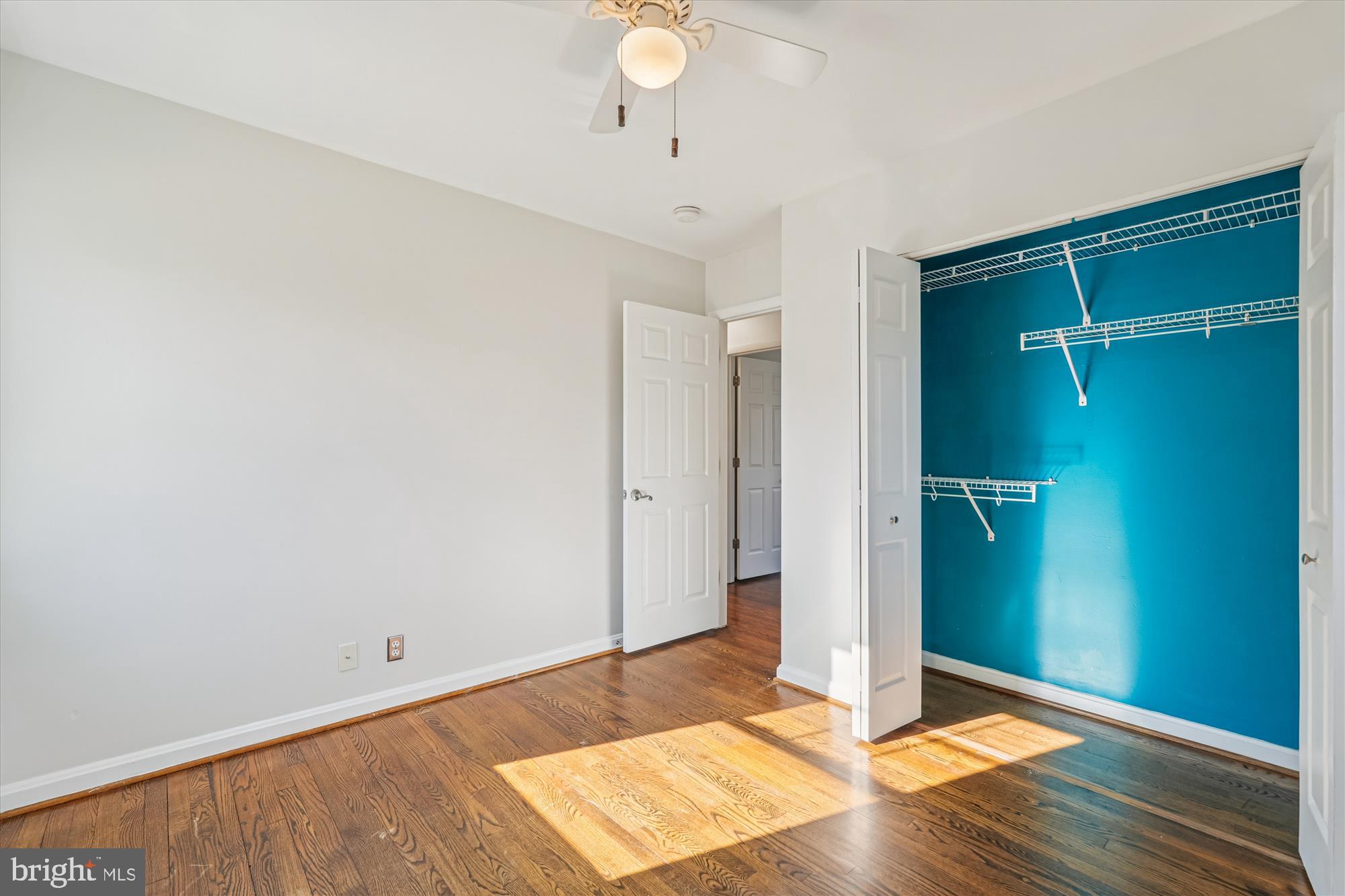 SPRINGBROOK MANOR - Residential