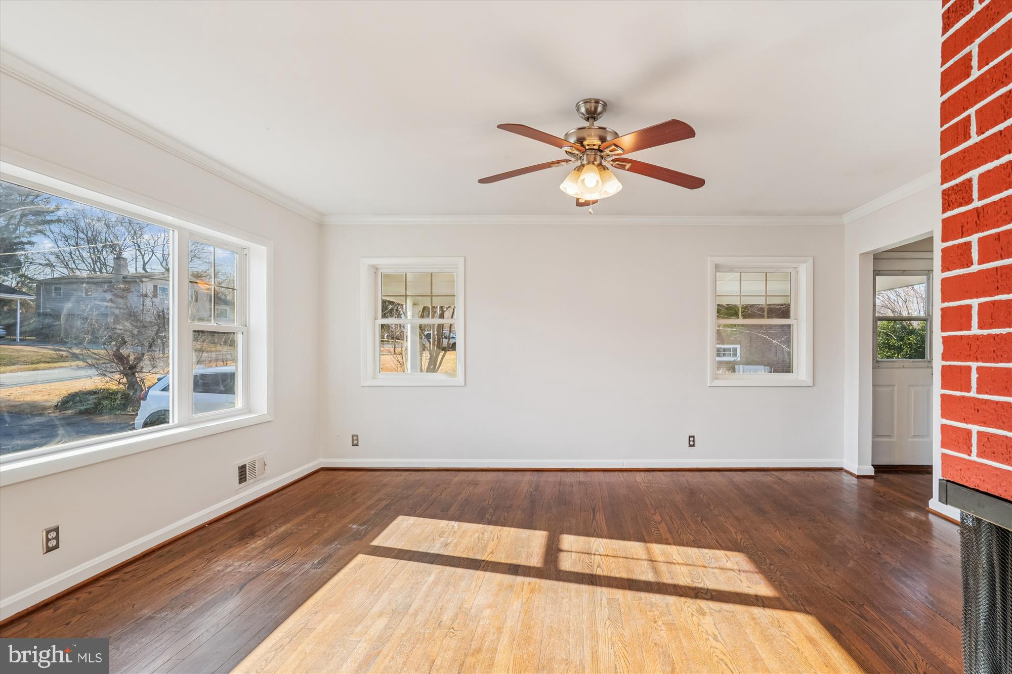 SPRINGBROOK MANOR - Residential