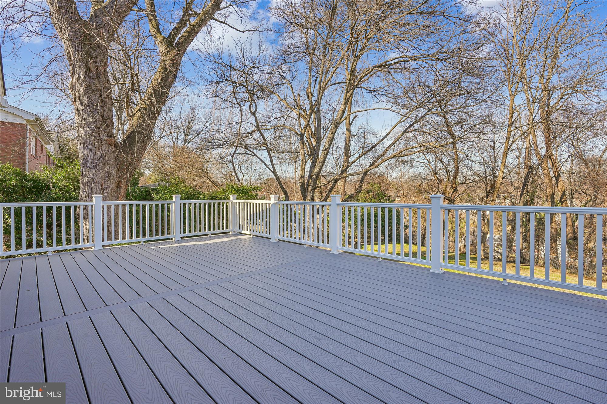 SPRINGBROOK MANOR - Residential