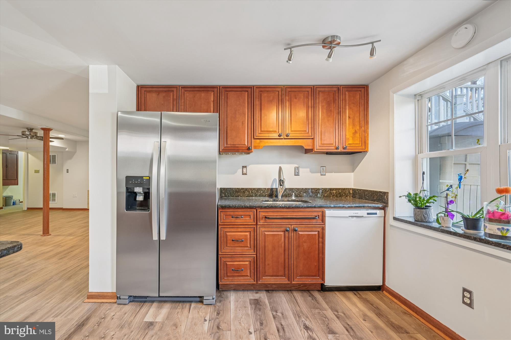 SPRINGBROOK MANOR - Residential