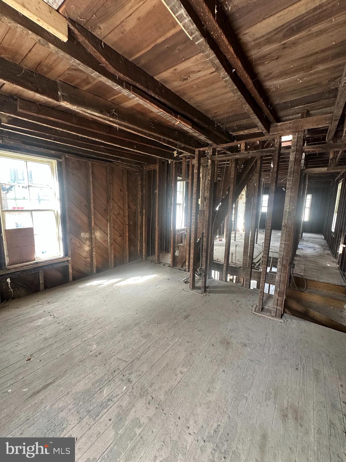 OVERLEA - Residential