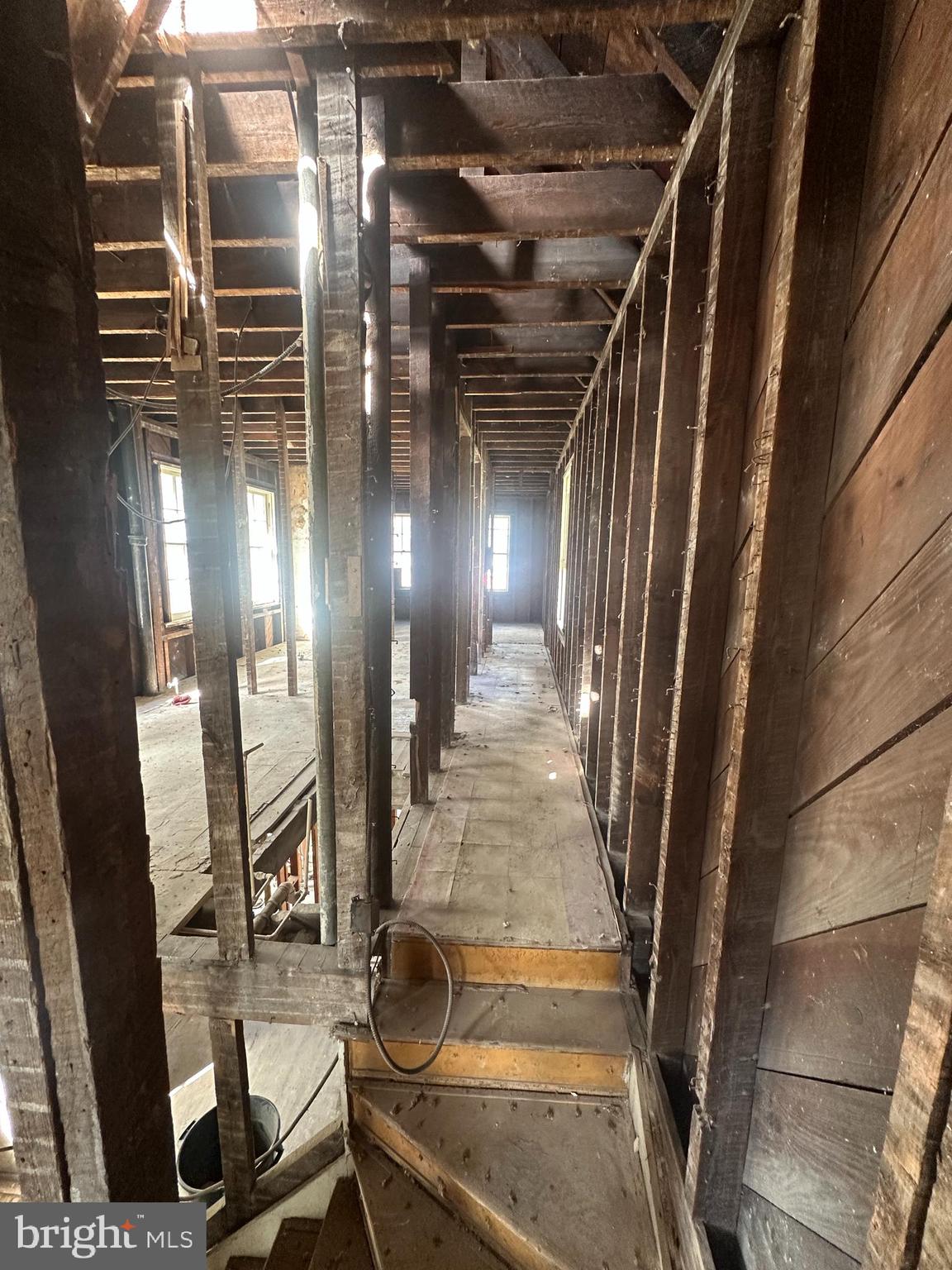 OVERLEA - Residential