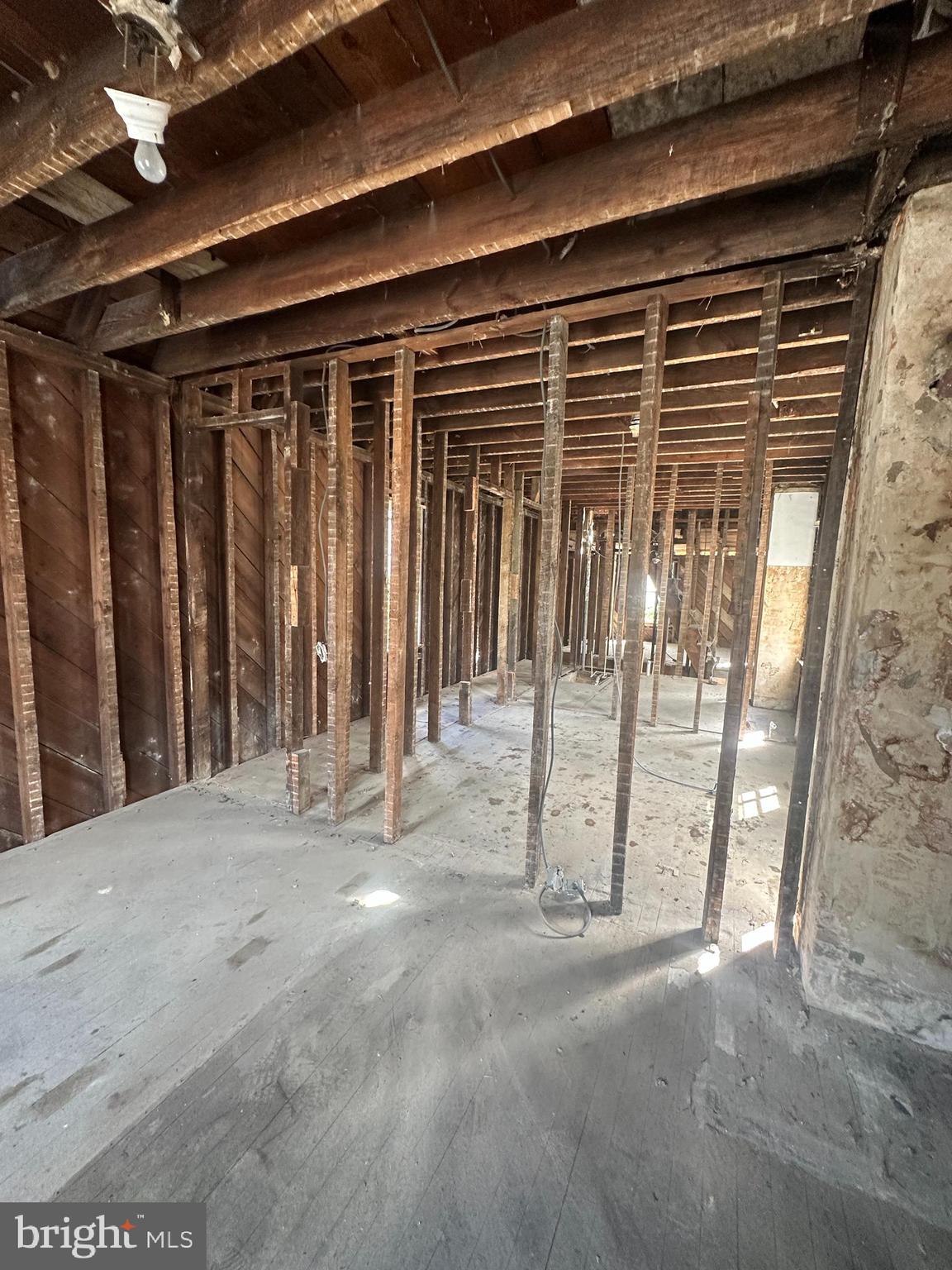 OVERLEA - Residential