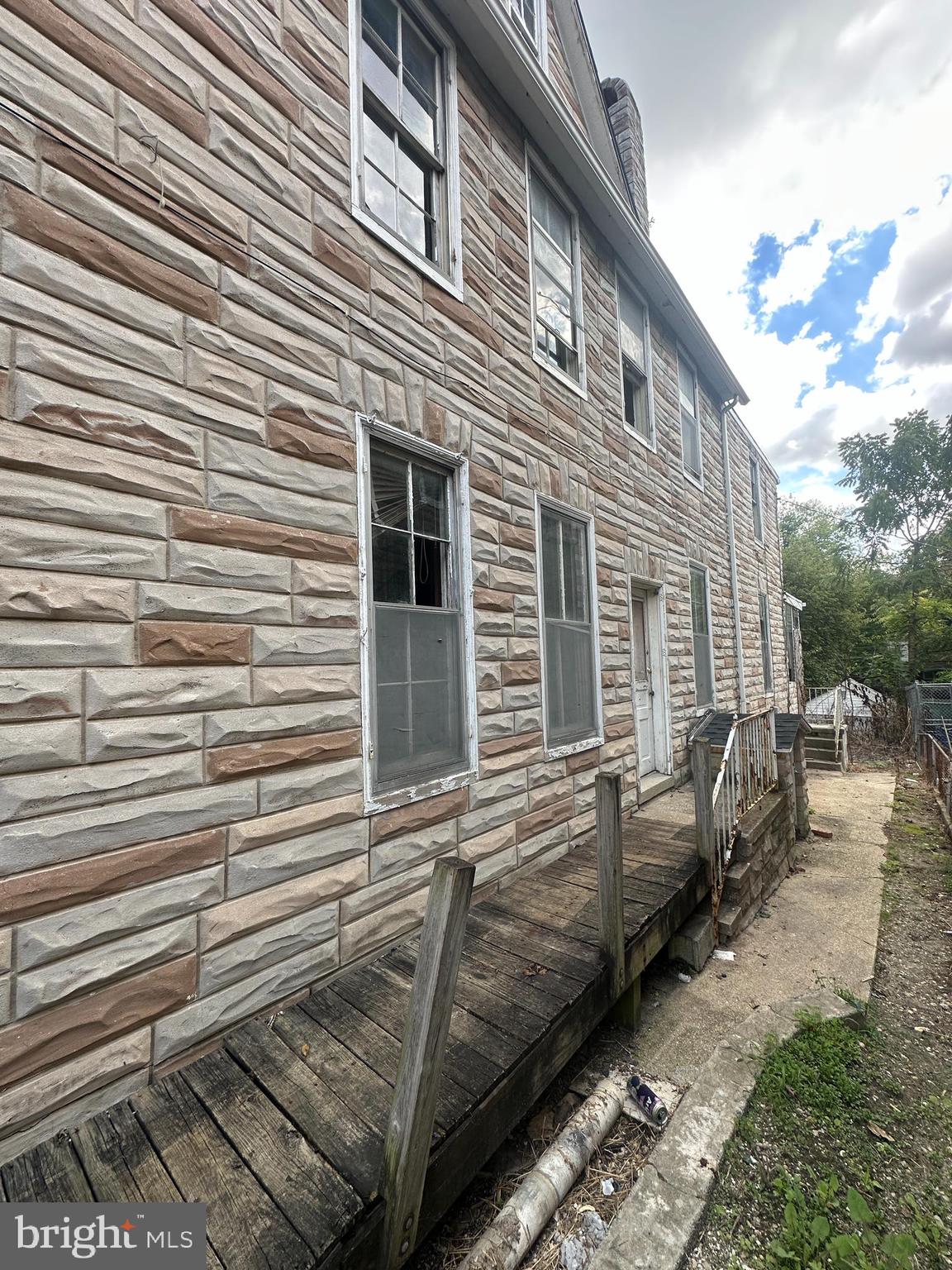 OVERLEA - Residential