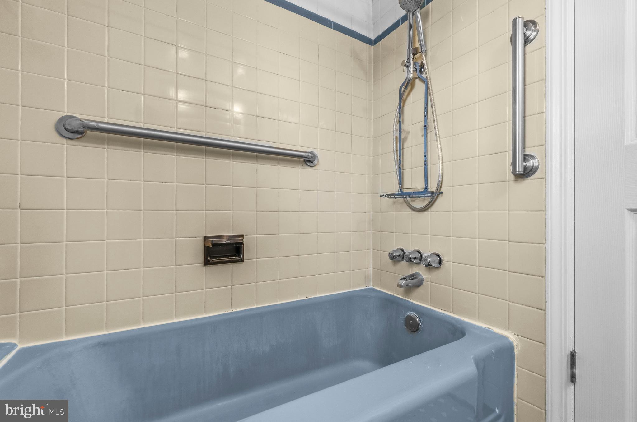 LEWIS HEIGHTS - Residential