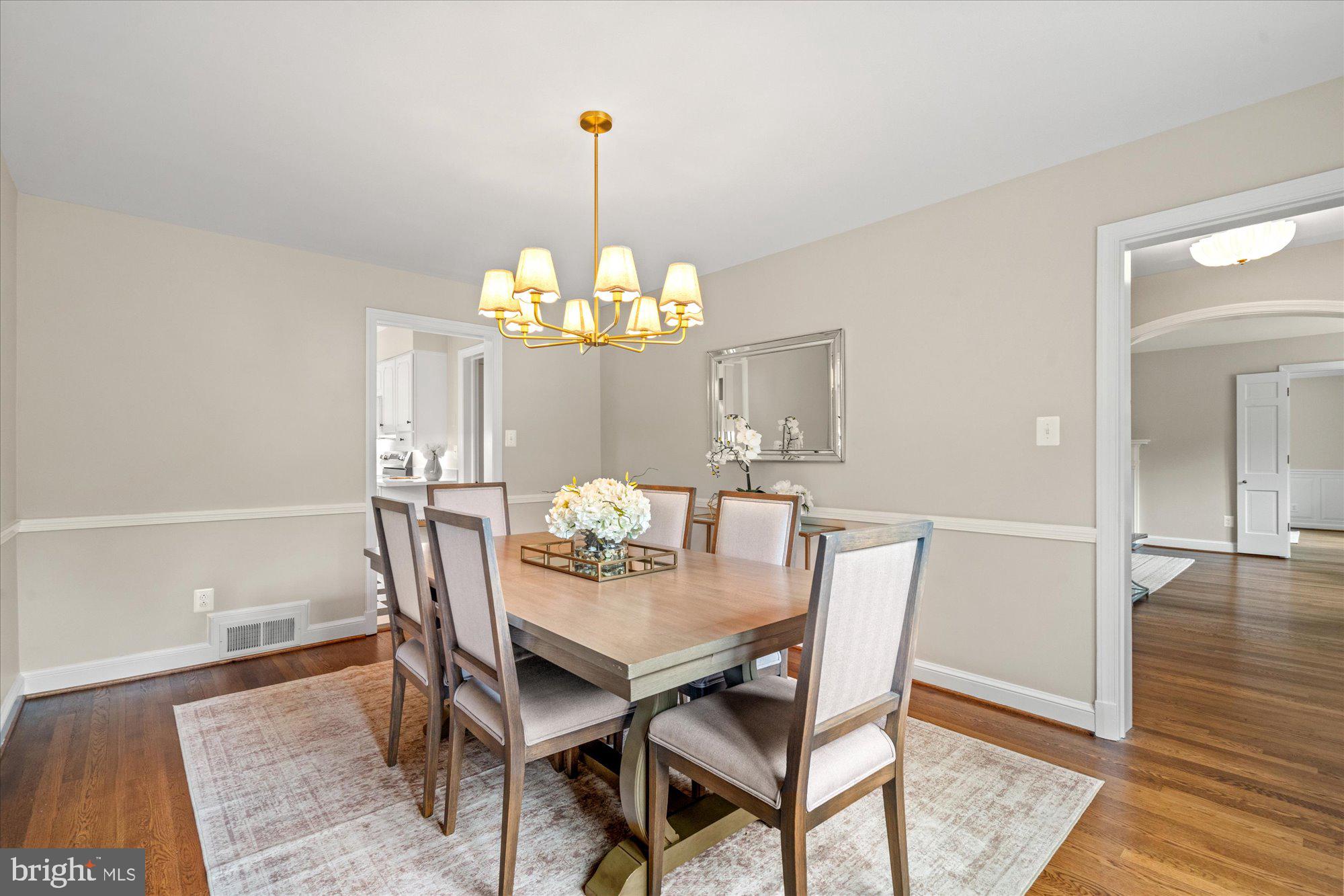 BRADLEY HILLS - Residential