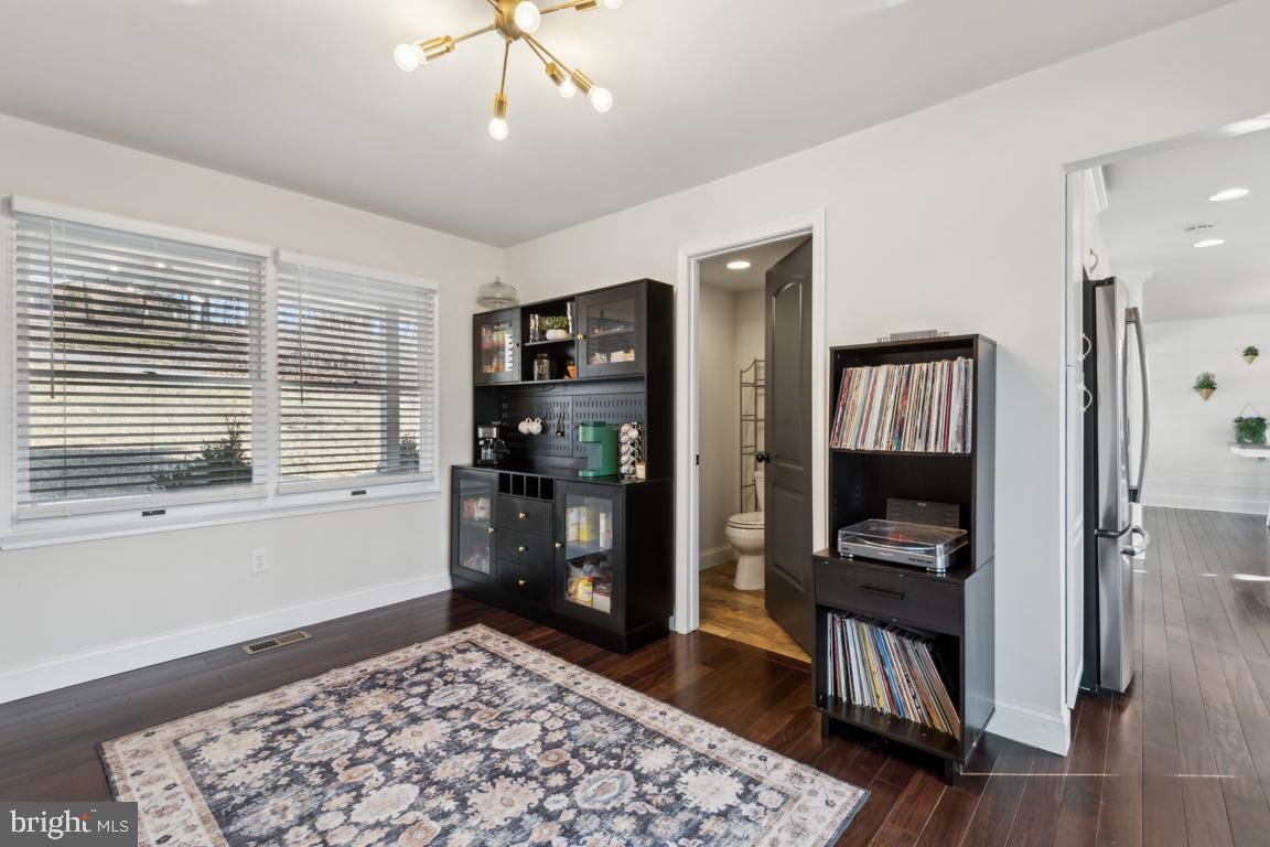 FROCKS SHADY HILL - Residential