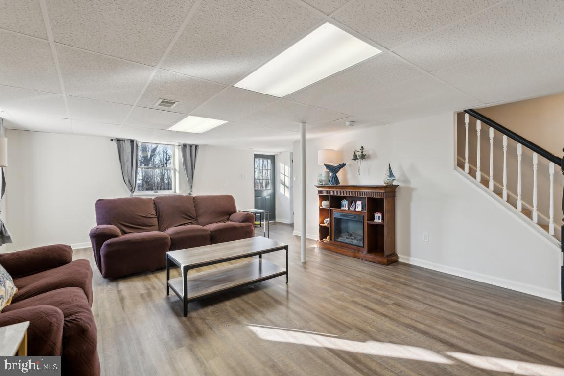 FROCKS SHADY HILL - Residential