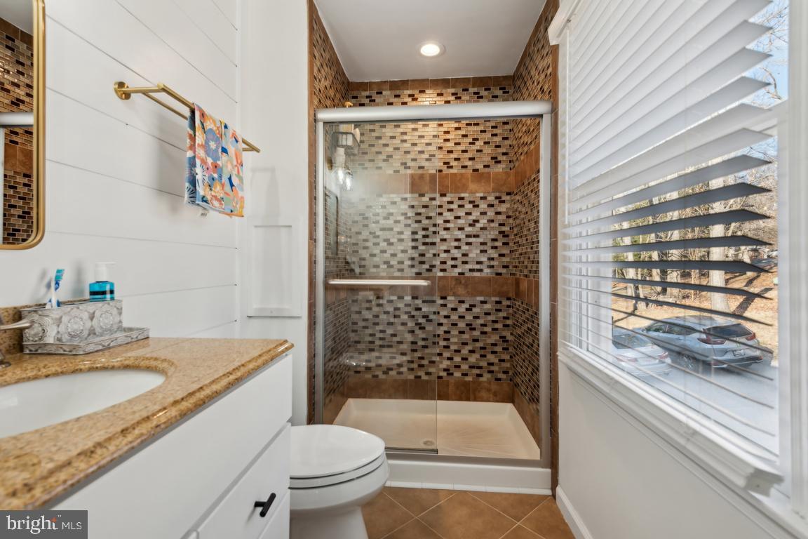 FROCKS SHADY HILL - Residential