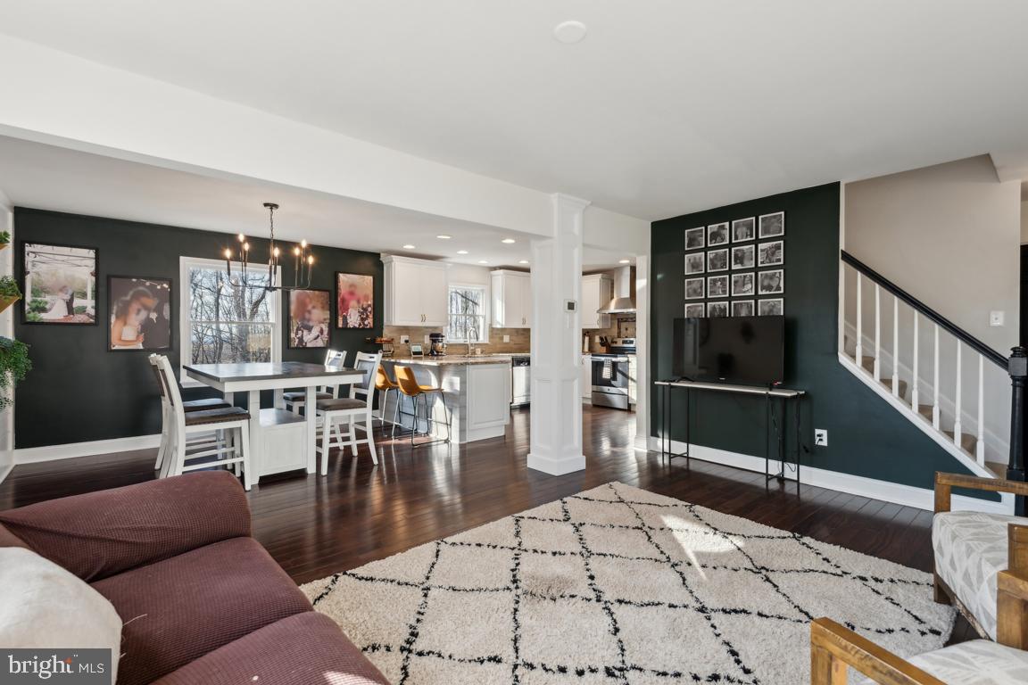 FROCKS SHADY HILL - Residential