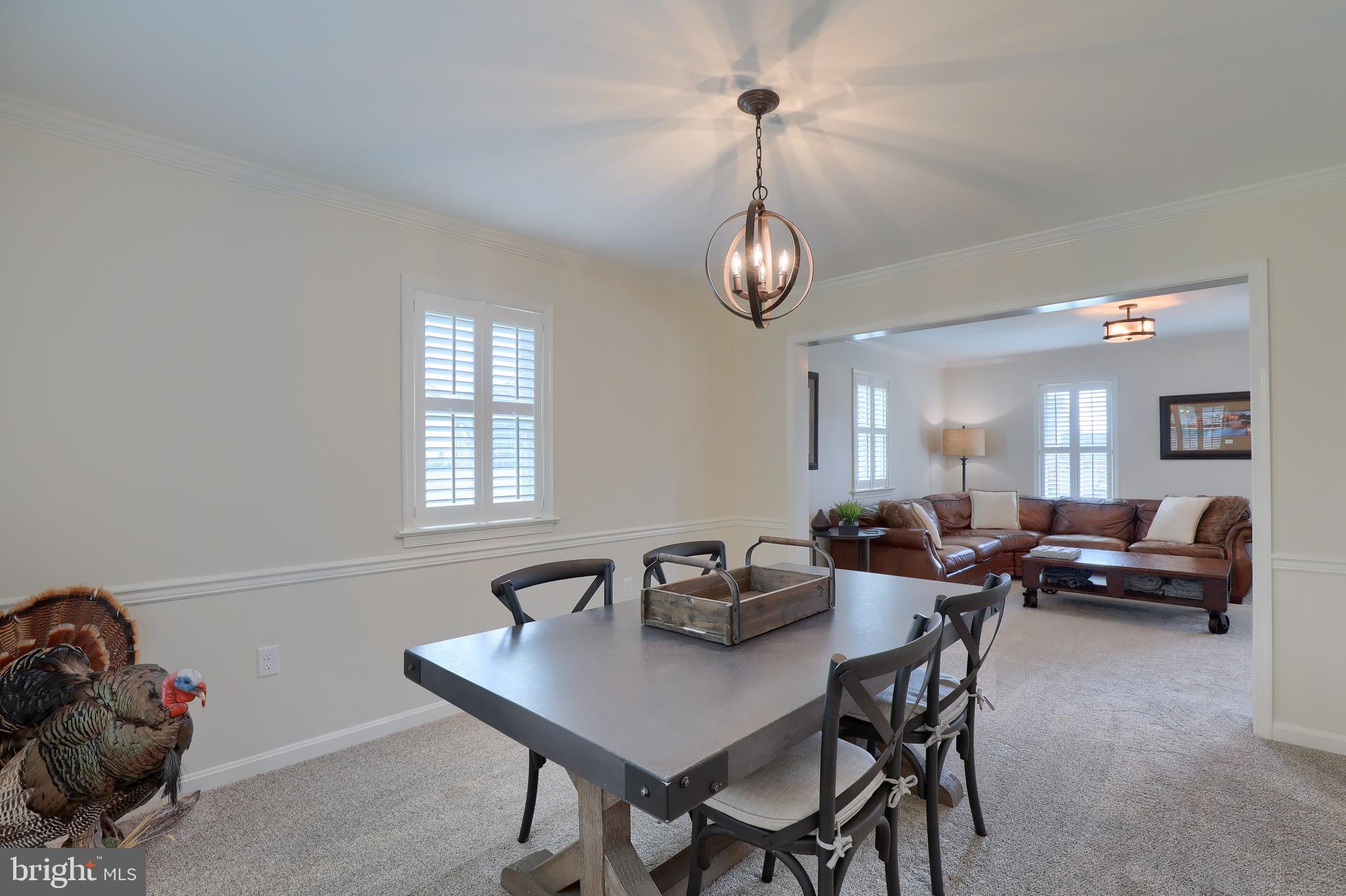 LEOLA WEST - Residential