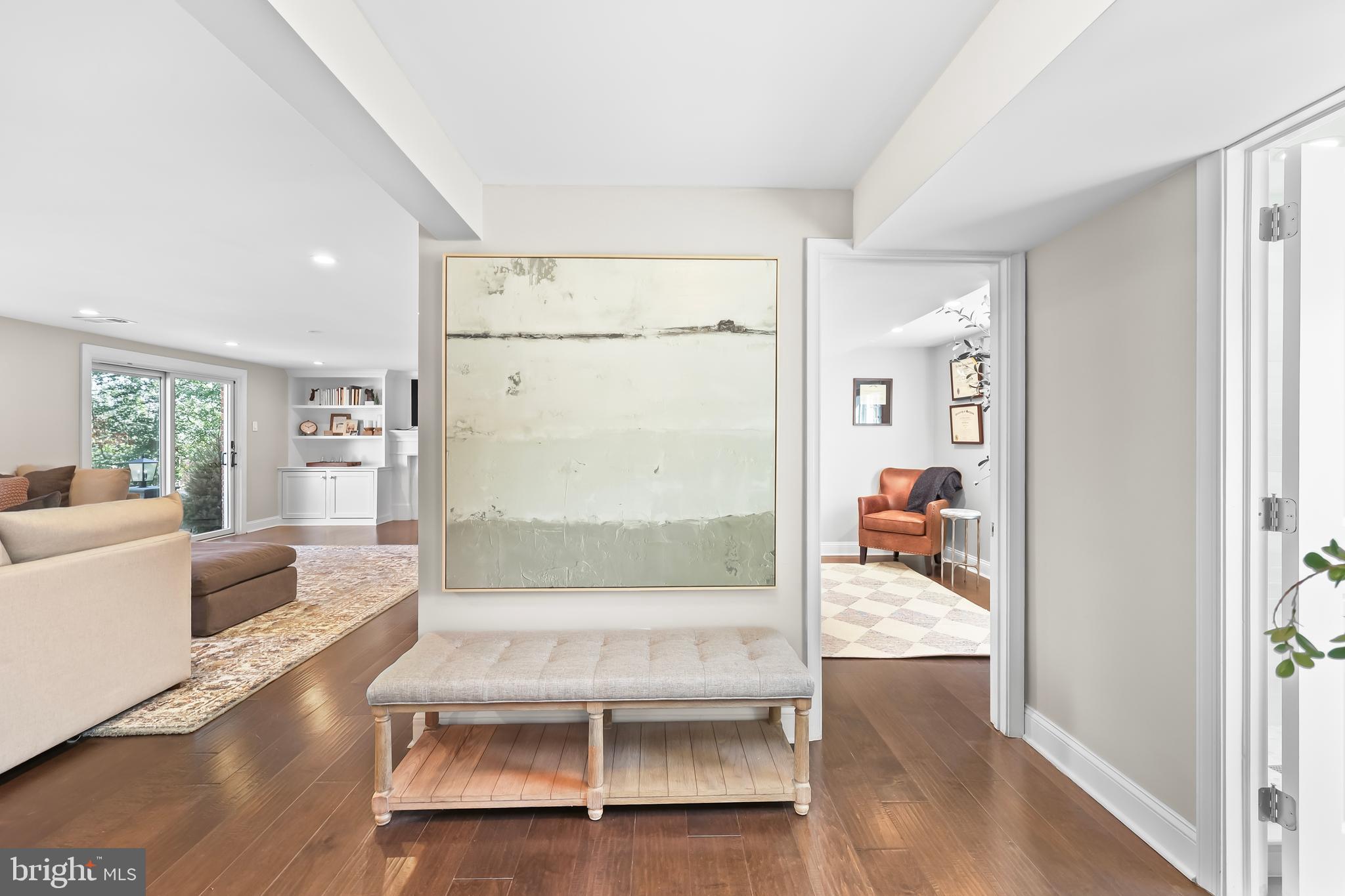 BARCROFT WOODS - Residential