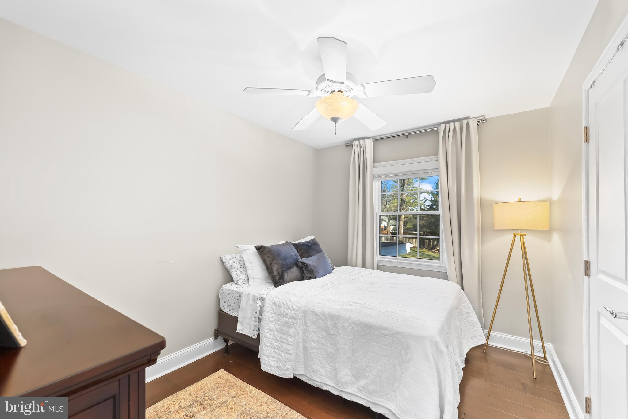 BARCROFT WOODS - Residential