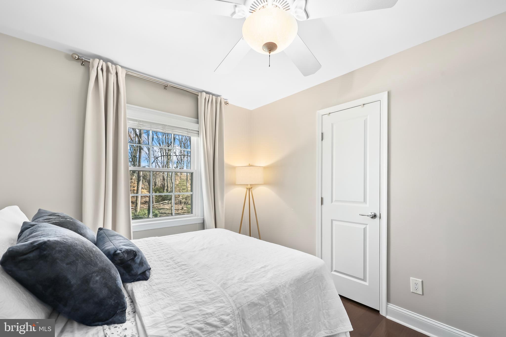 BARCROFT WOODS - Residential