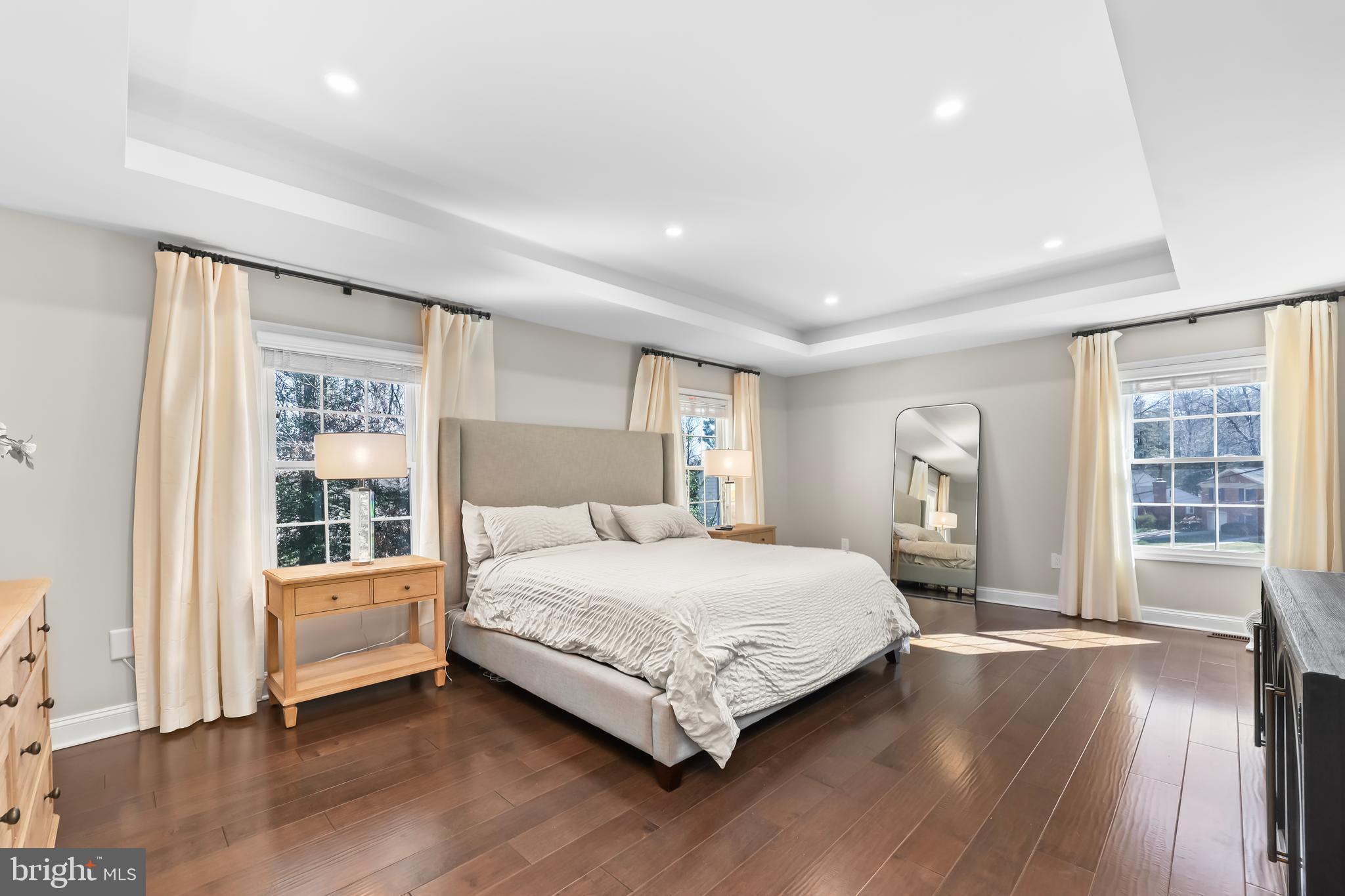 BARCROFT WOODS - Residential