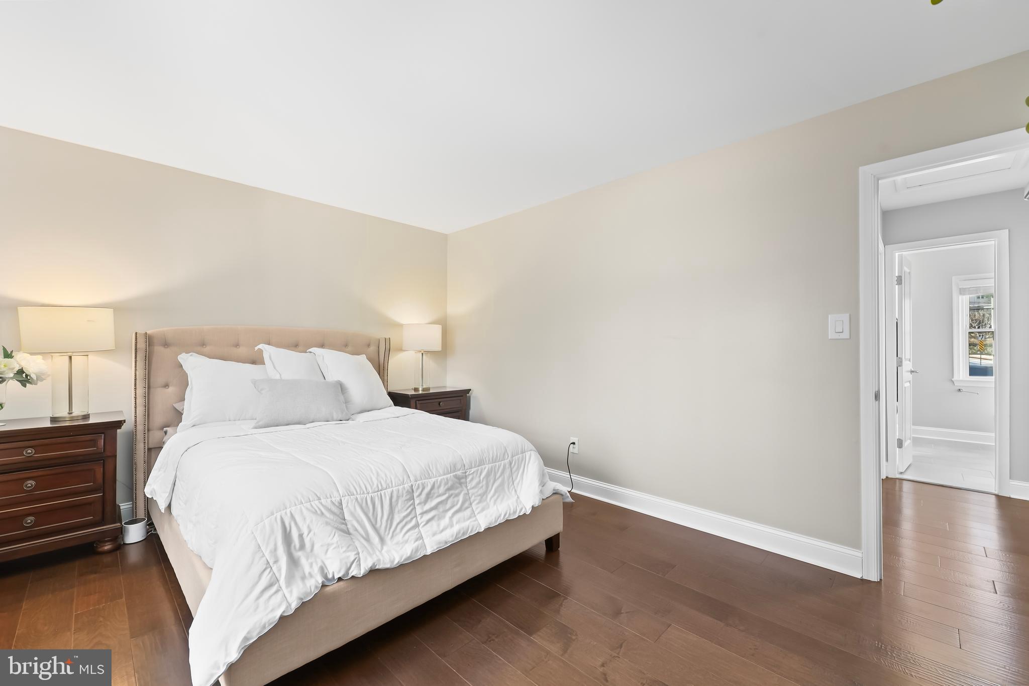 BARCROFT WOODS - Residential