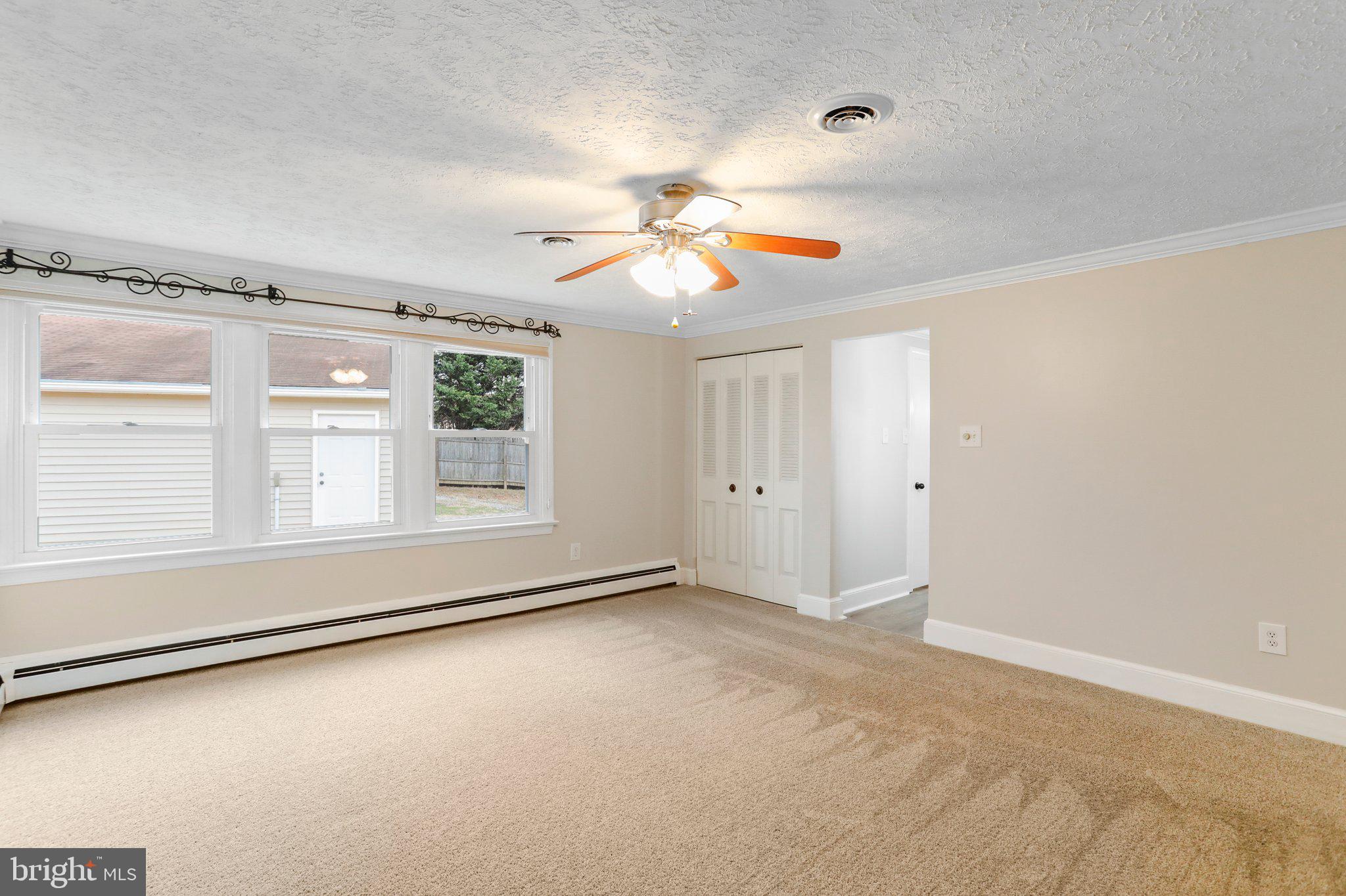 DARNESTOWN OUTSIDE - Residential