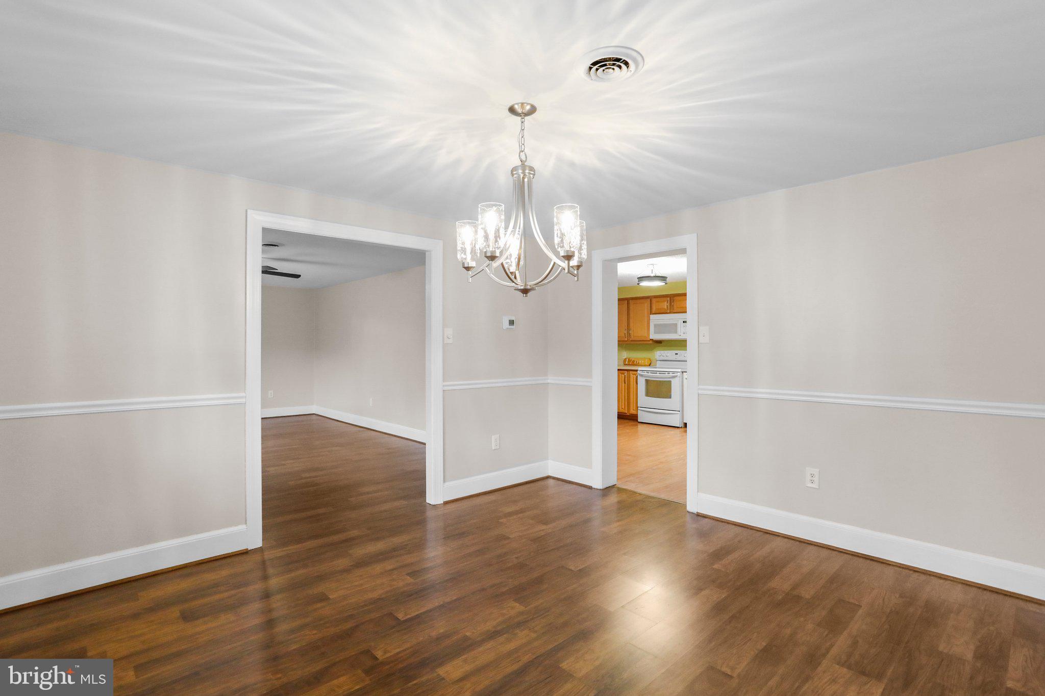 DARNESTOWN OUTSIDE - Residential