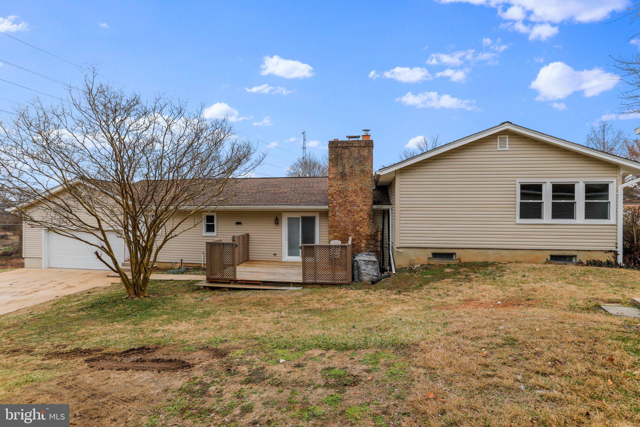 DARNESTOWN OUTSIDE - Residential