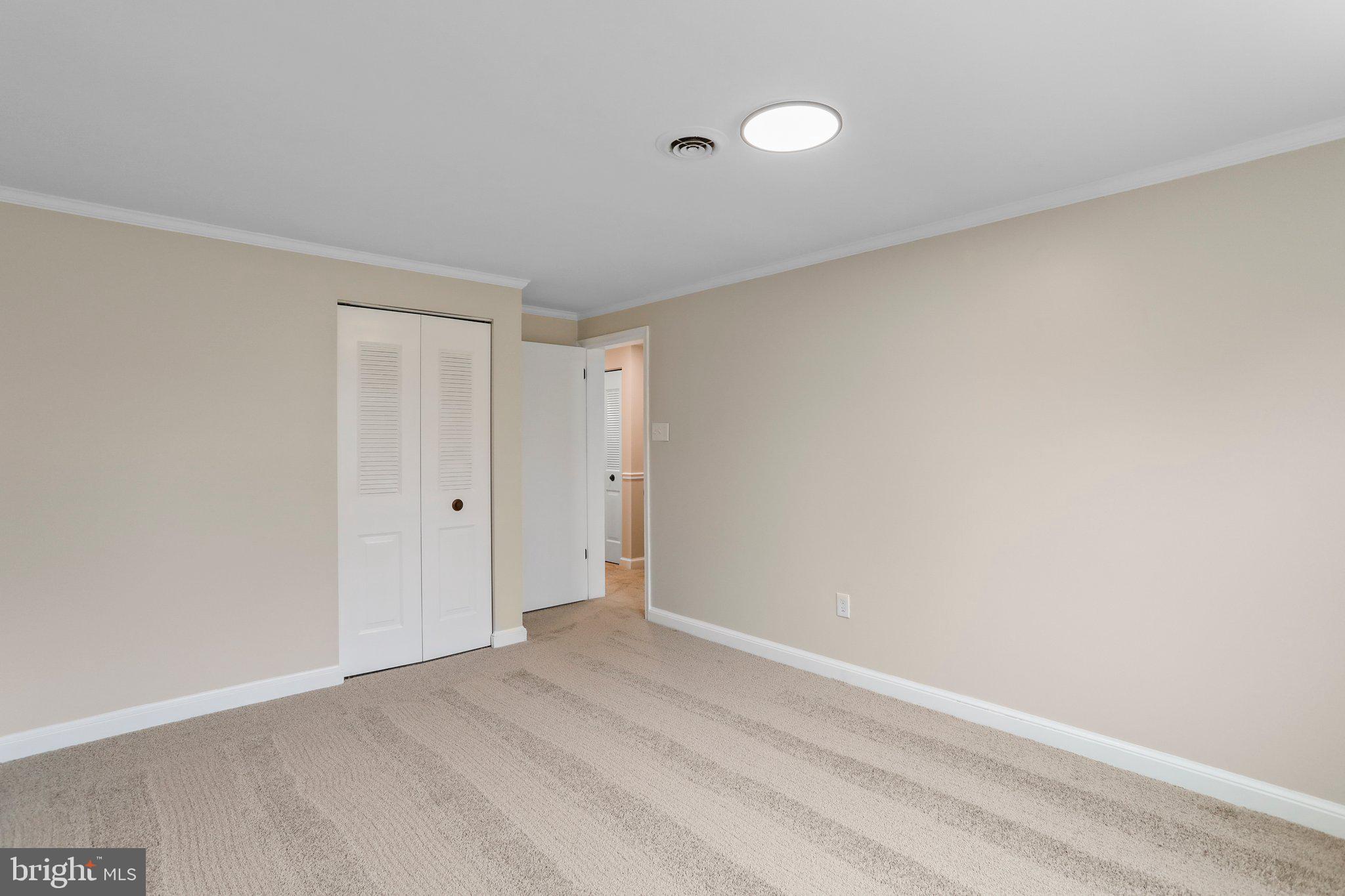 DARNESTOWN OUTSIDE - Residential