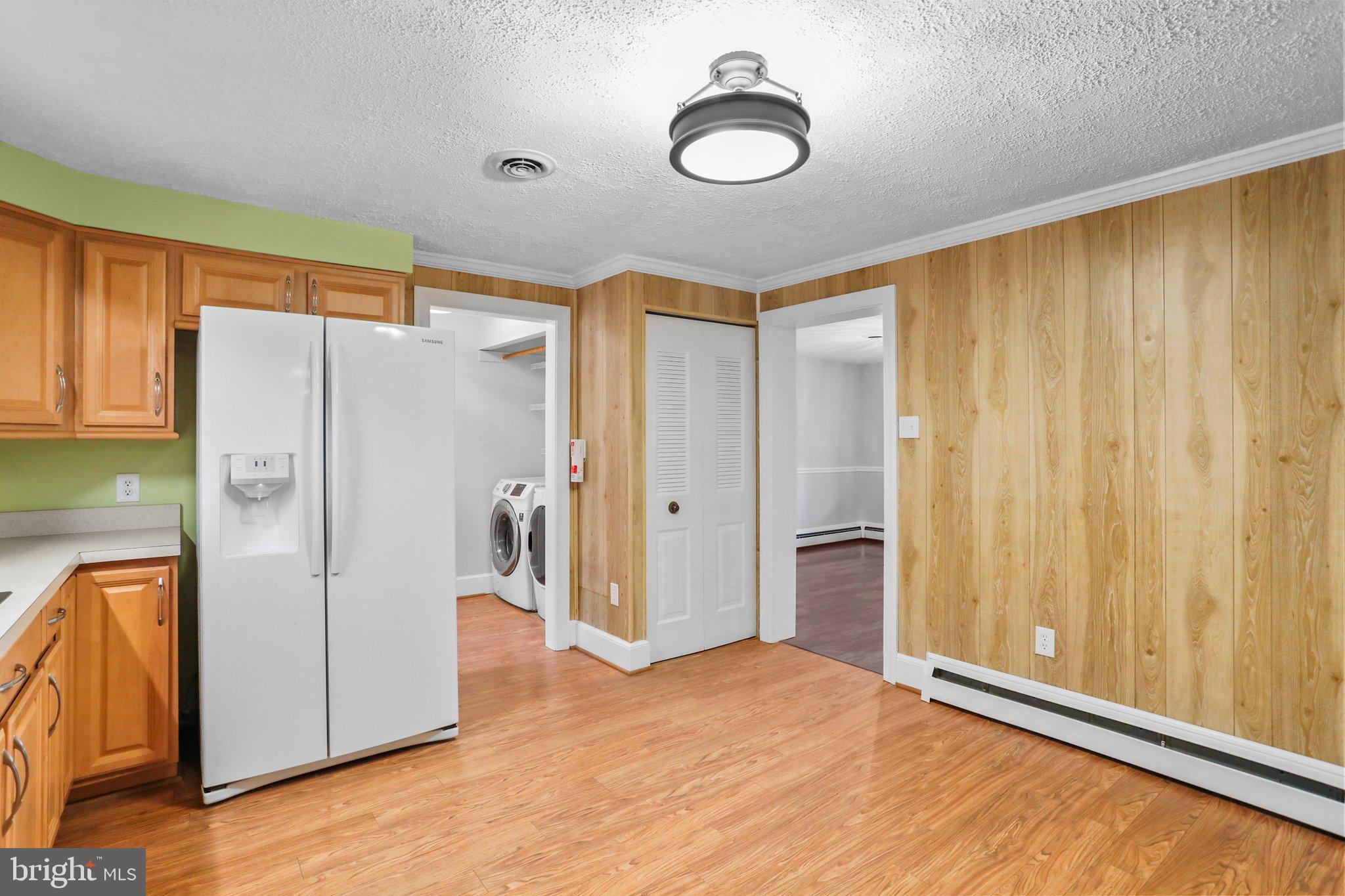 DARNESTOWN OUTSIDE - Residential