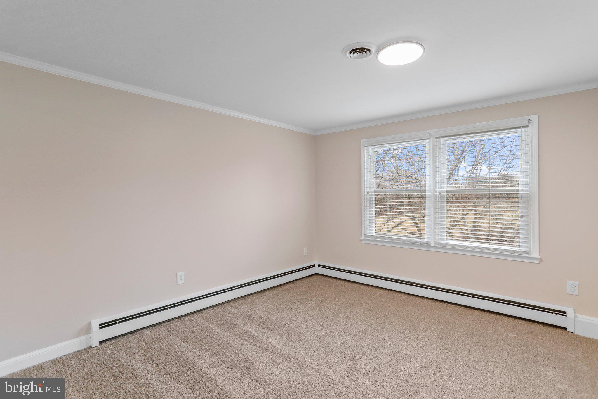 DARNESTOWN OUTSIDE - Residential