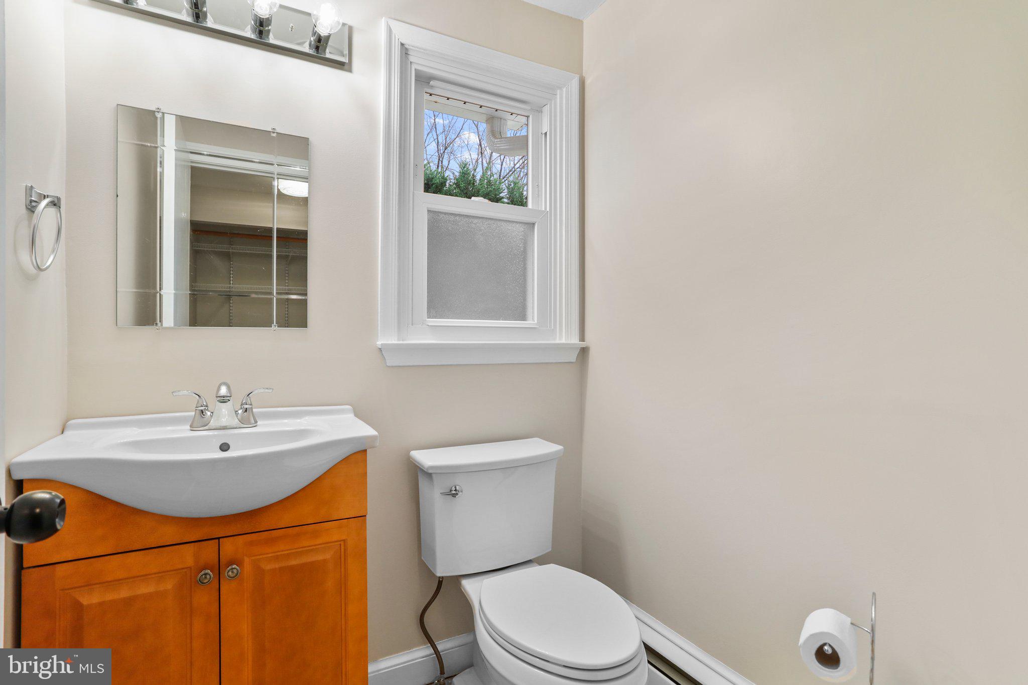 DARNESTOWN OUTSIDE - Residential