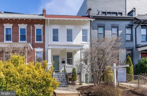 3563 10th Street NW, Washington, DC MLS: DCDC2189680