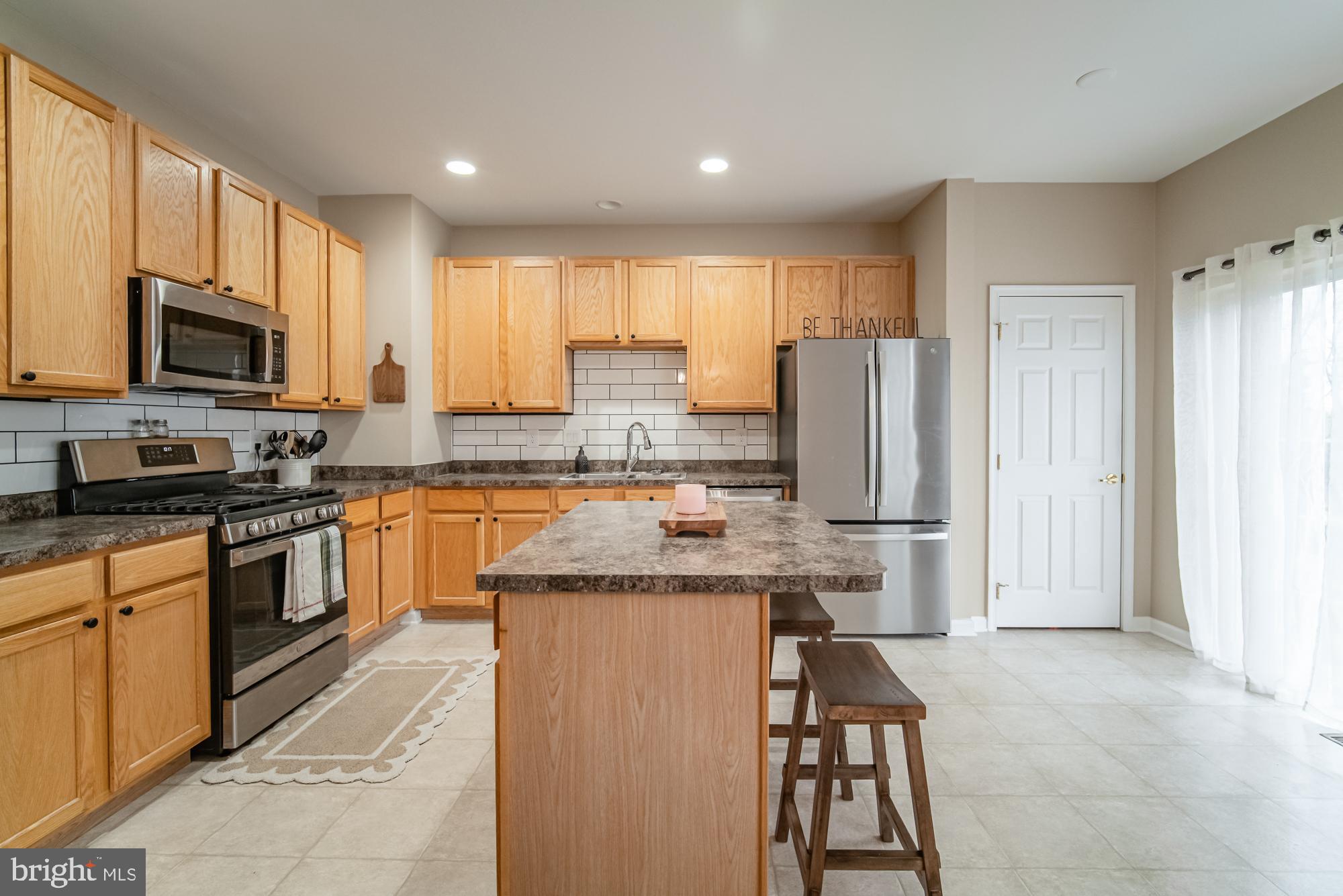 IRON BRIDGE LANDING - Residential