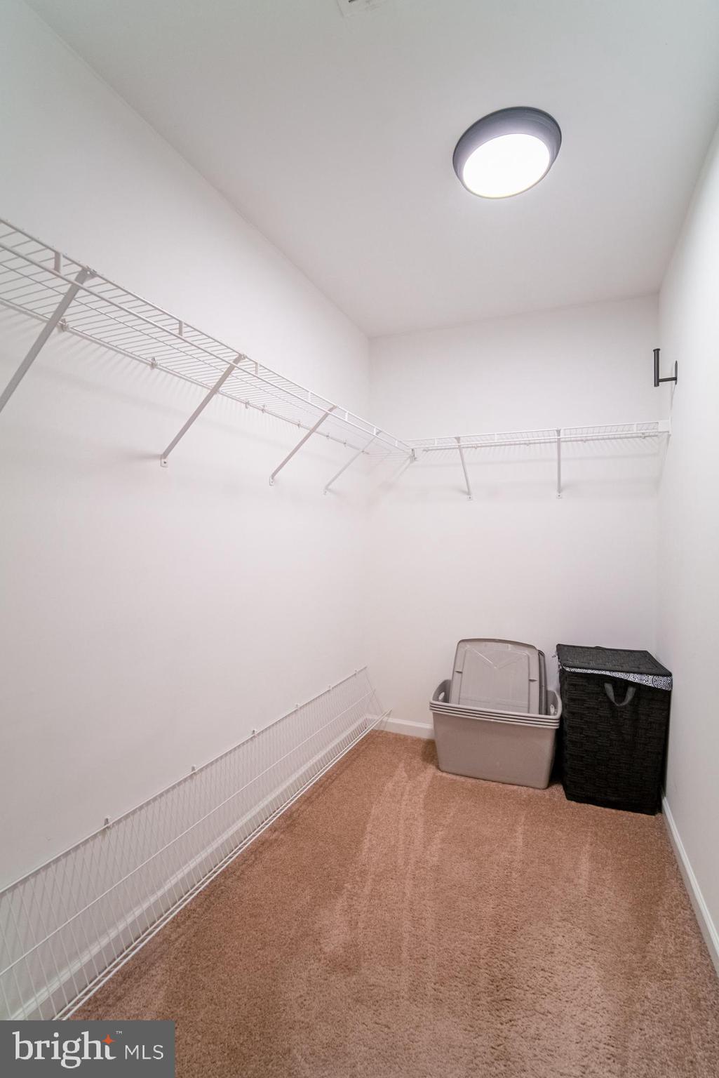 IRON BRIDGE LANDING - Residential