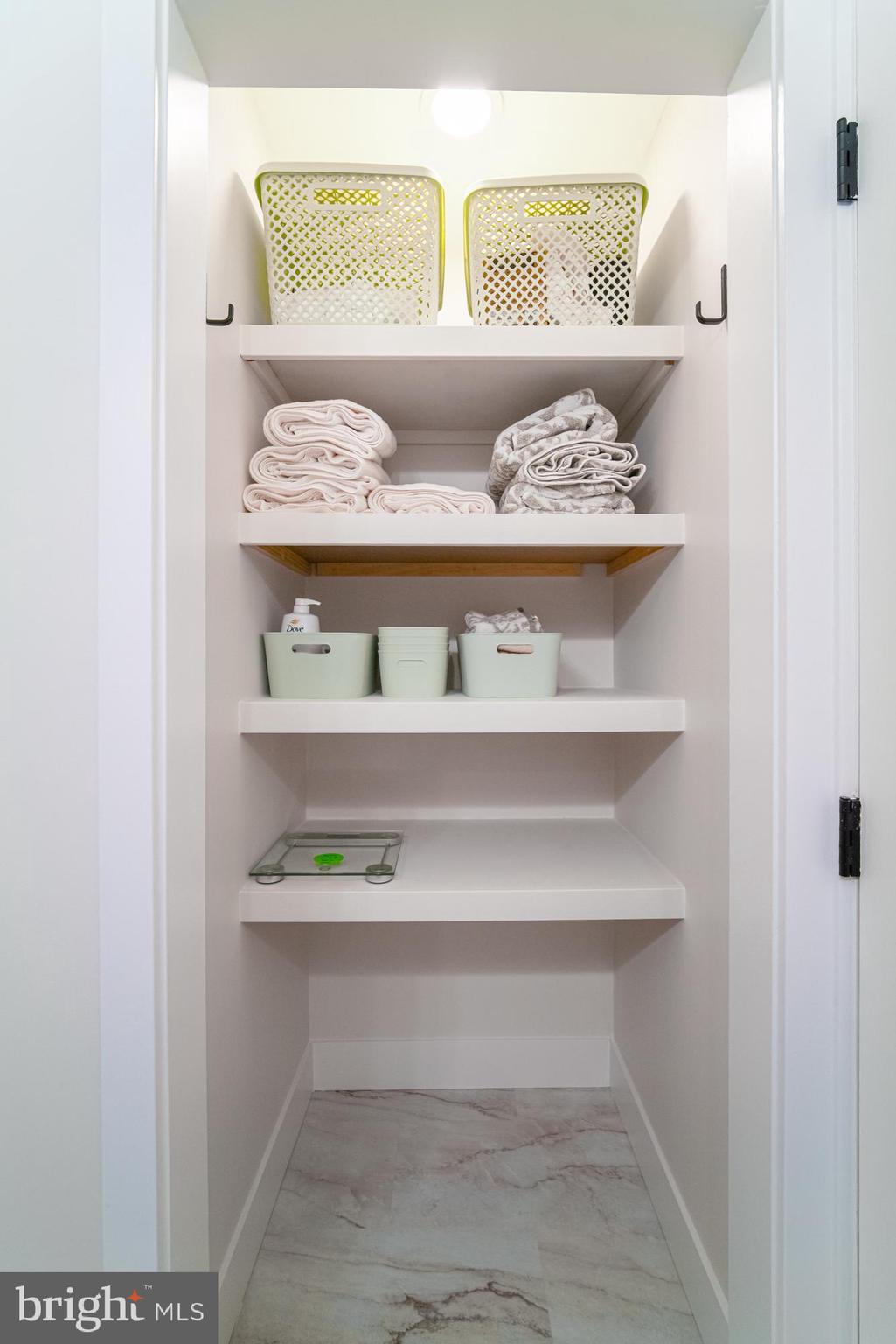 IRON BRIDGE LANDING - Residential