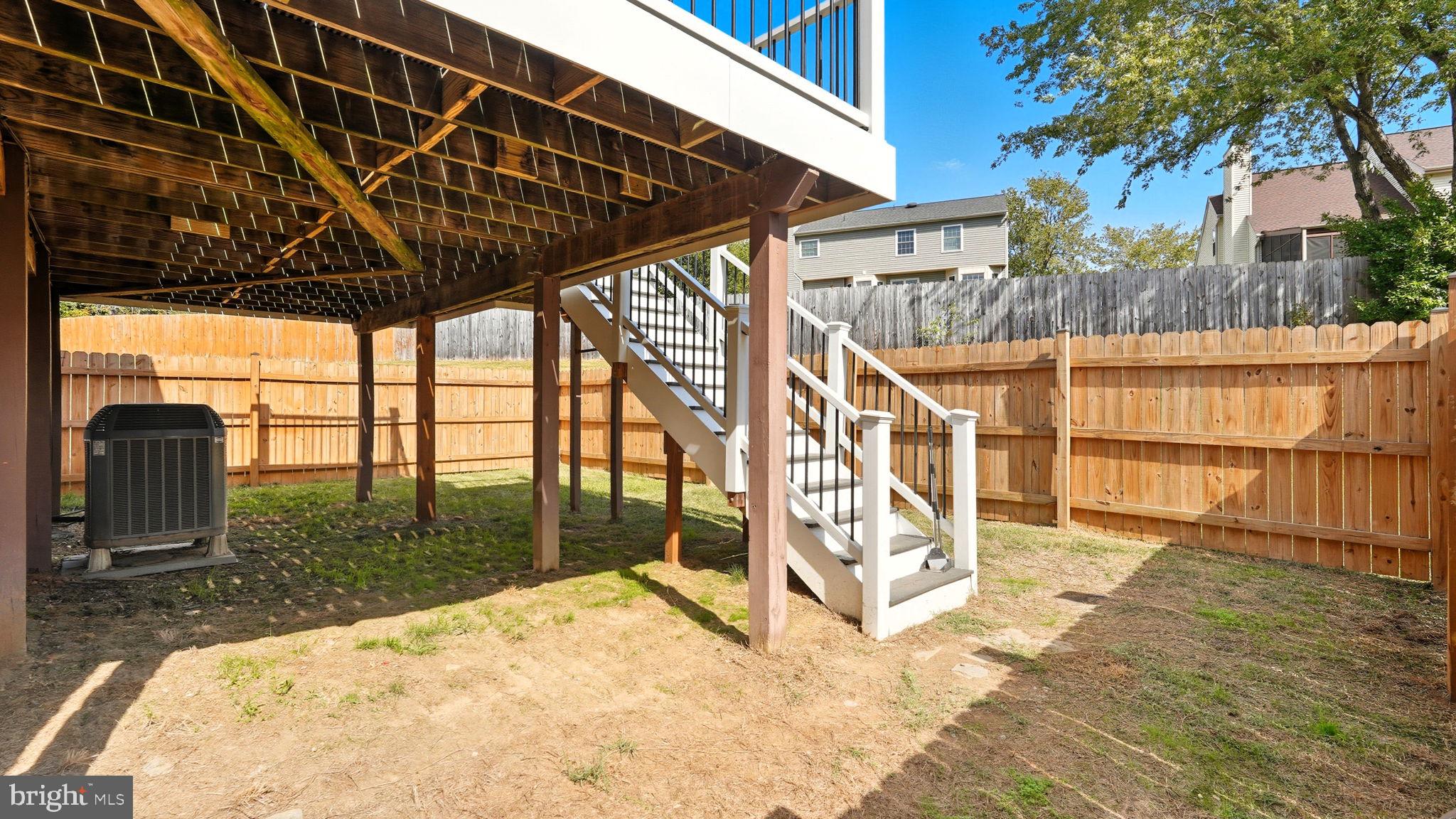 STONE RIVER - Residential