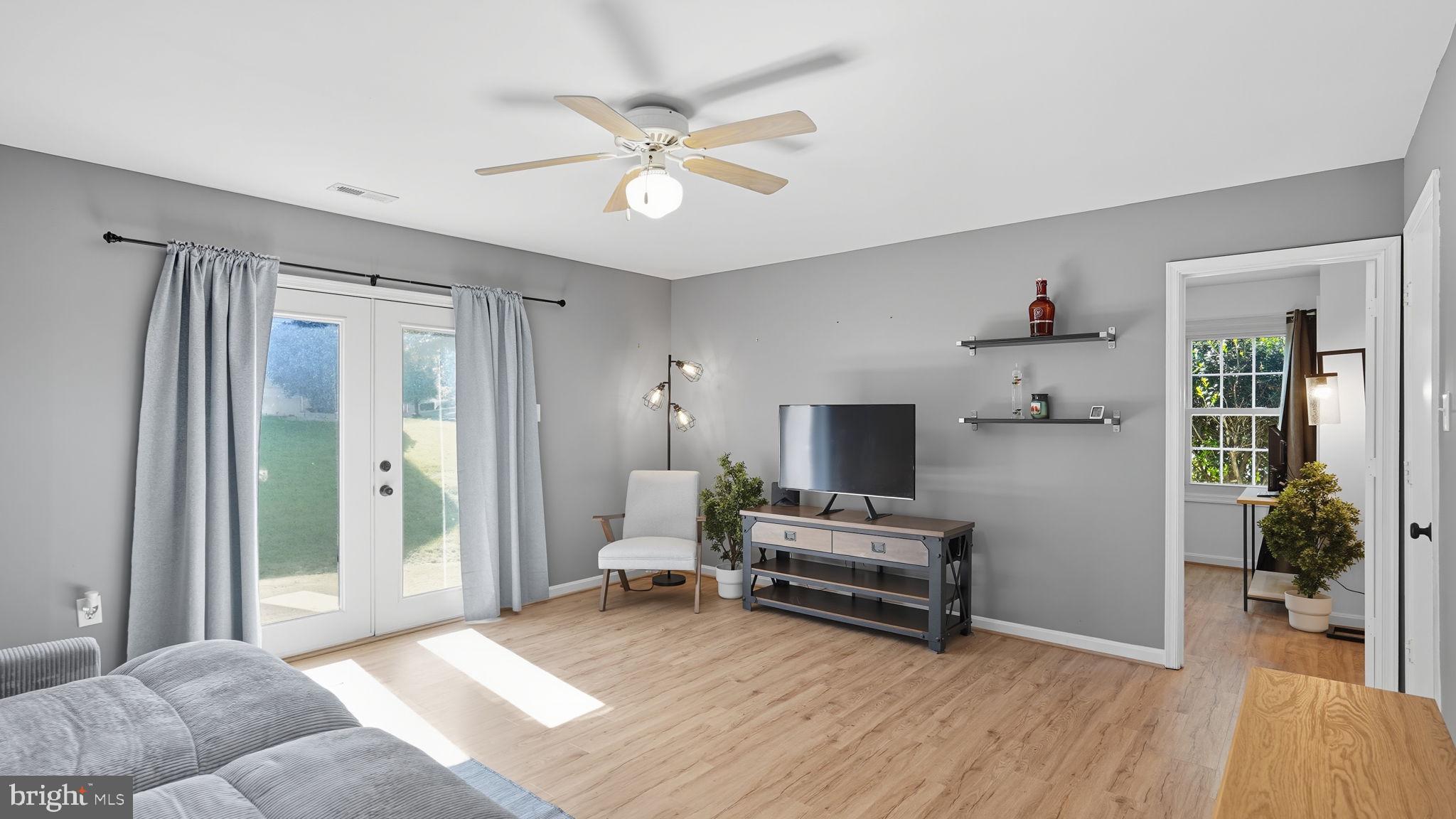 STONE RIVER - Residential