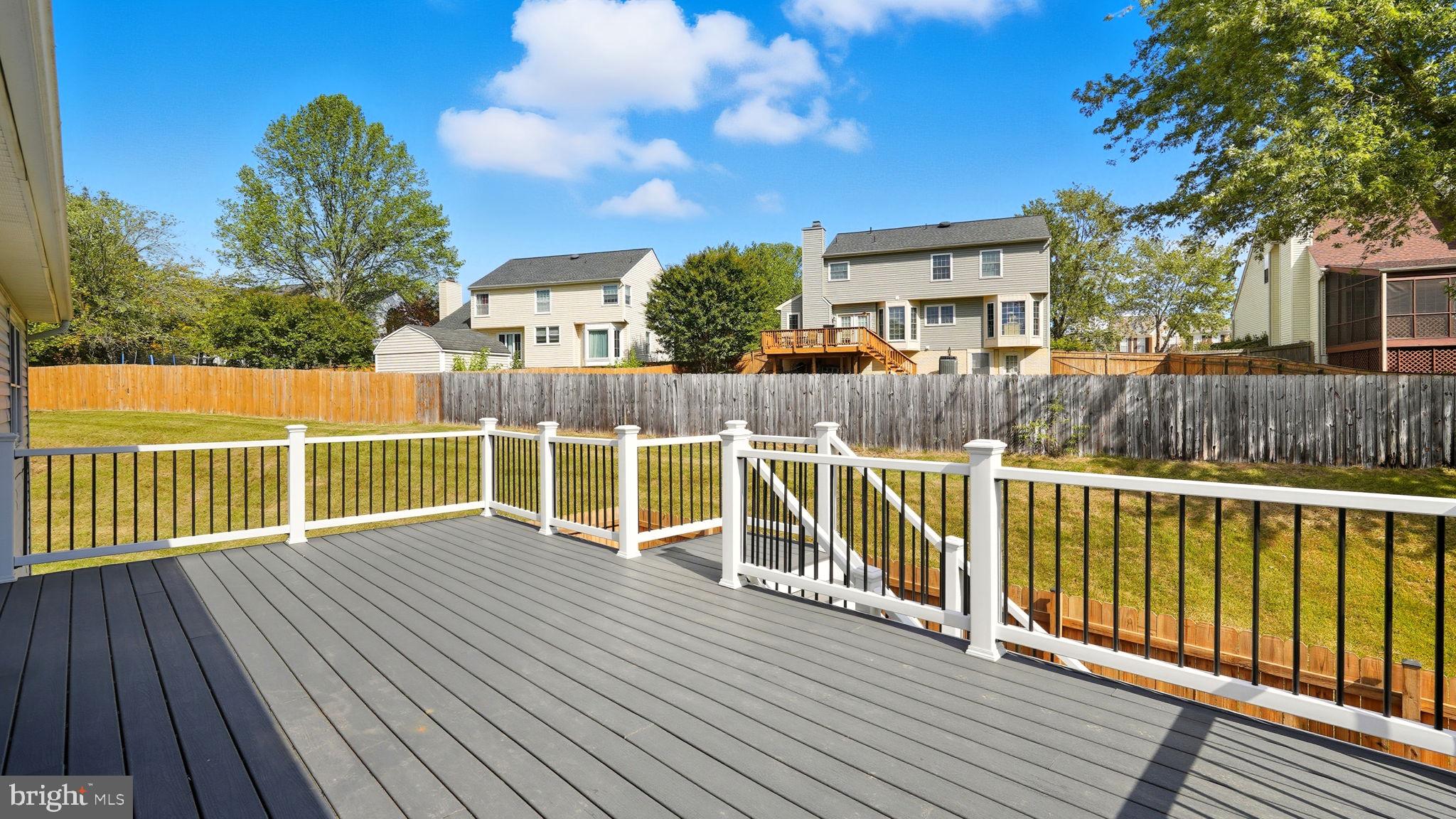 STONE RIVER - Residential