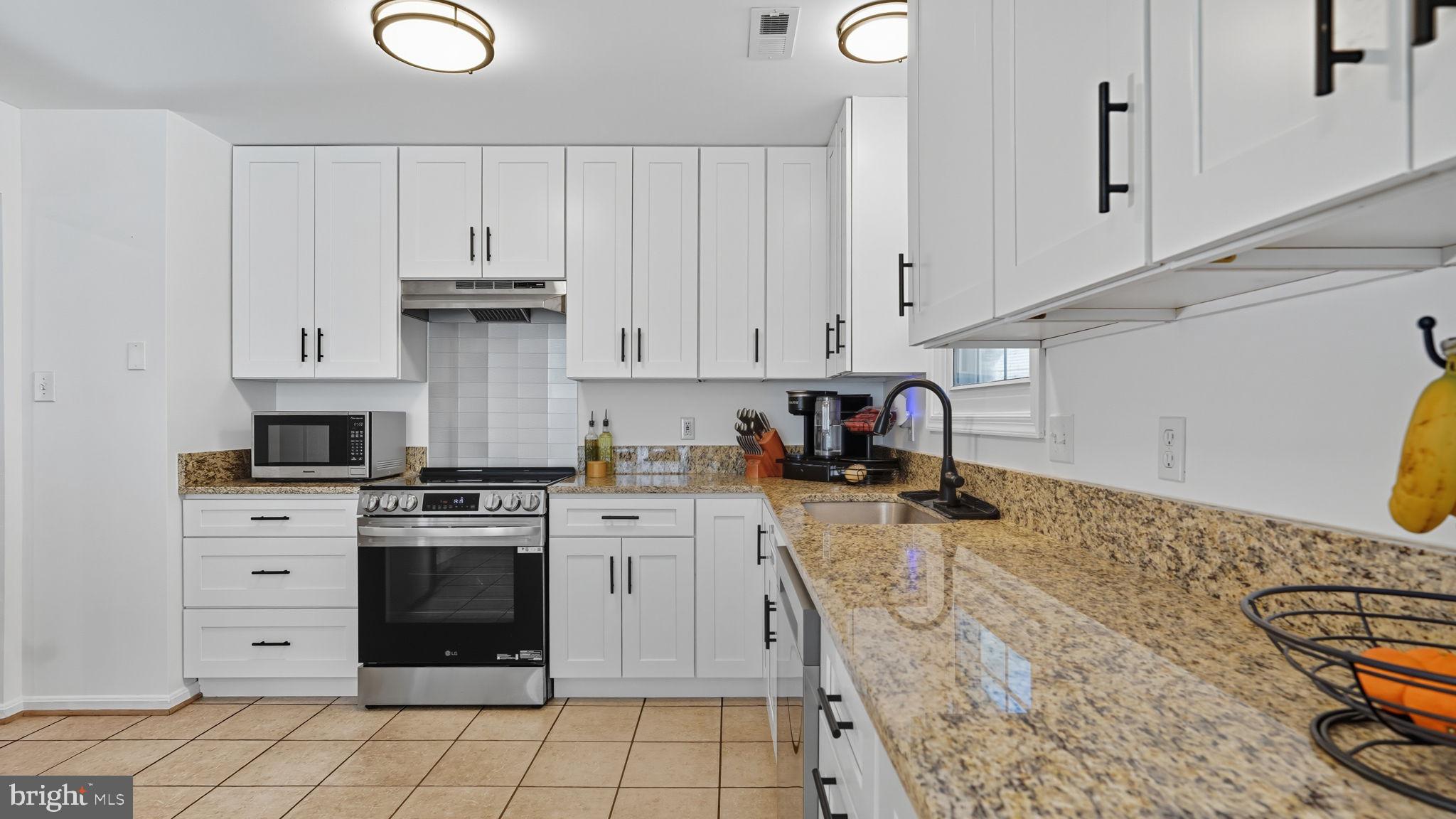 STONE RIVER - Residential