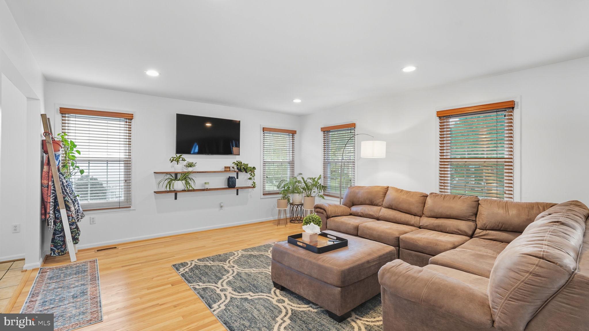 STONE RIVER - Residential