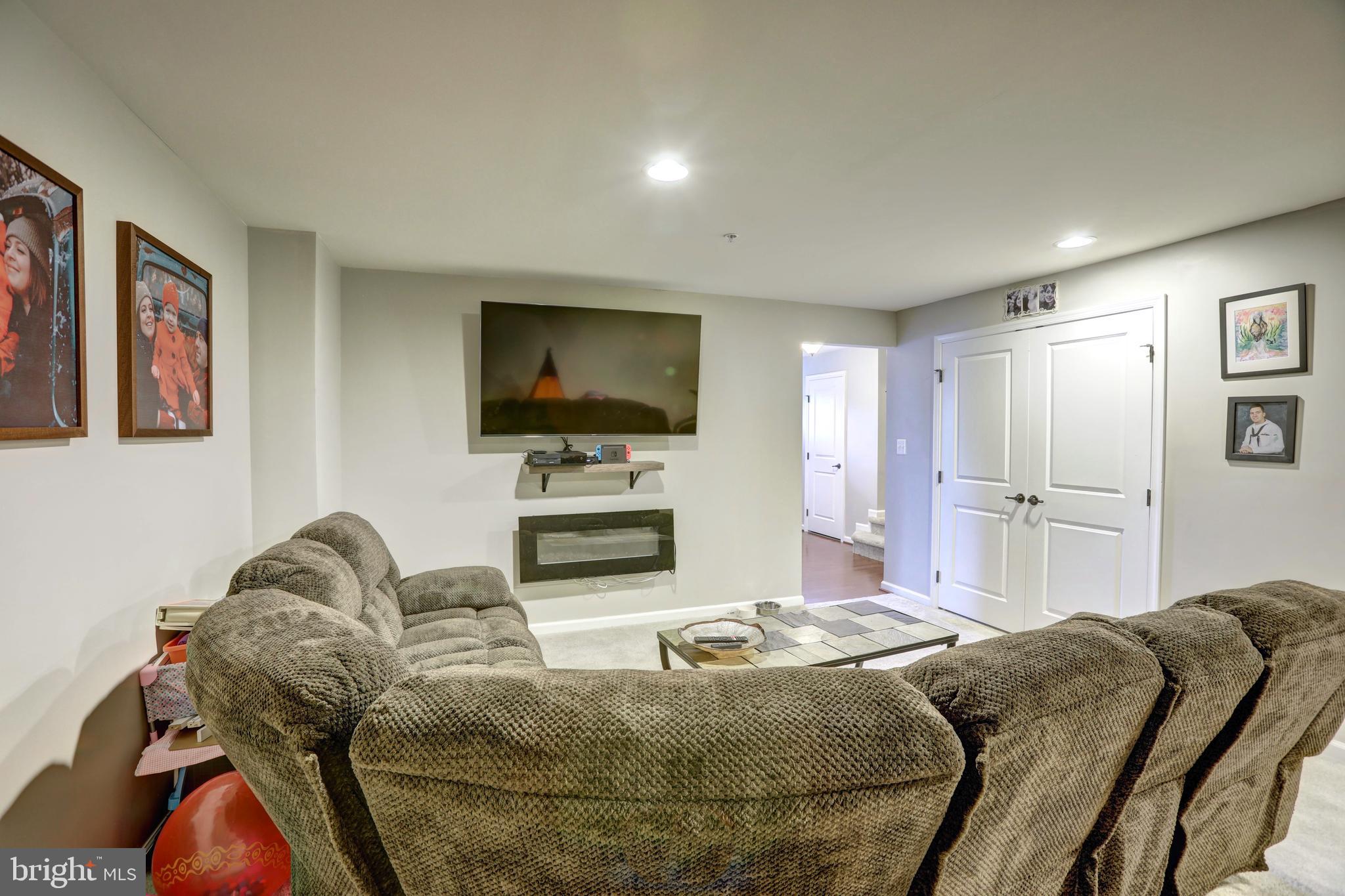 BRUNSWICK CROSSING - Residential