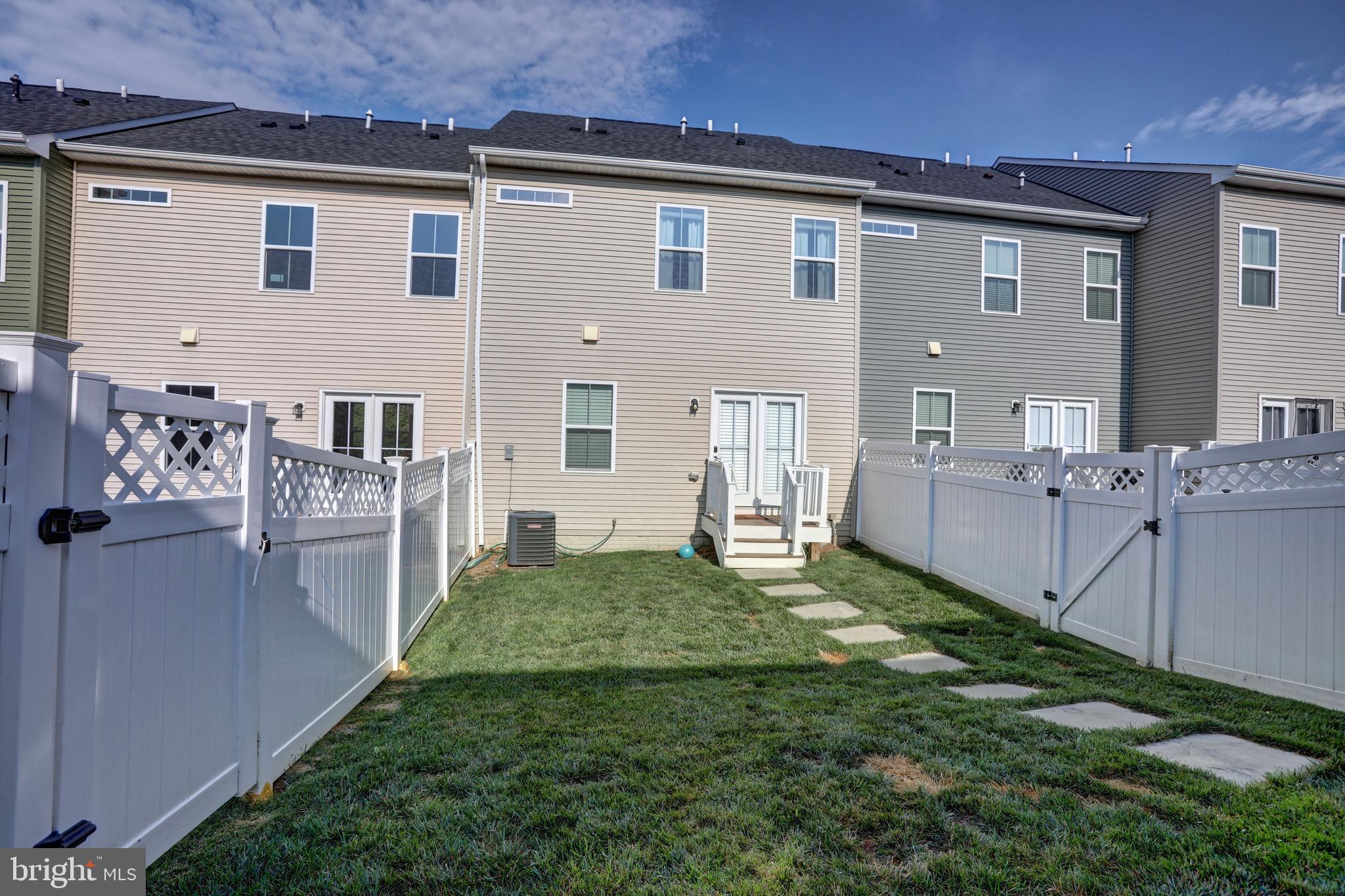 BRUNSWICK CROSSING - Residential